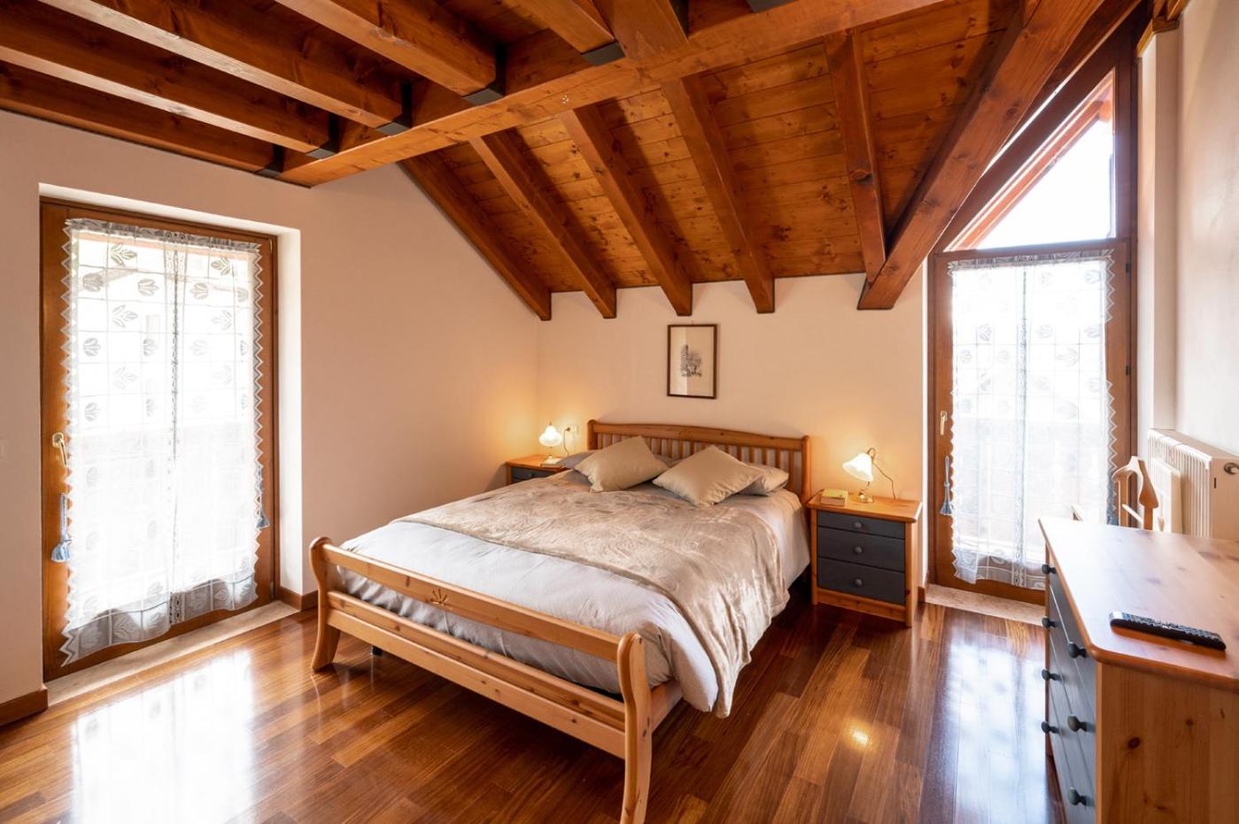 Deluxe Double Room with Balcony photo 1
