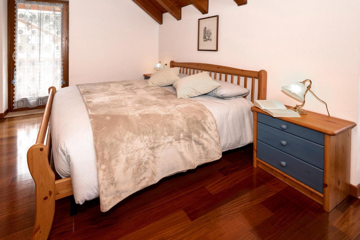 Deluxe Double Room with Balcony photo 2