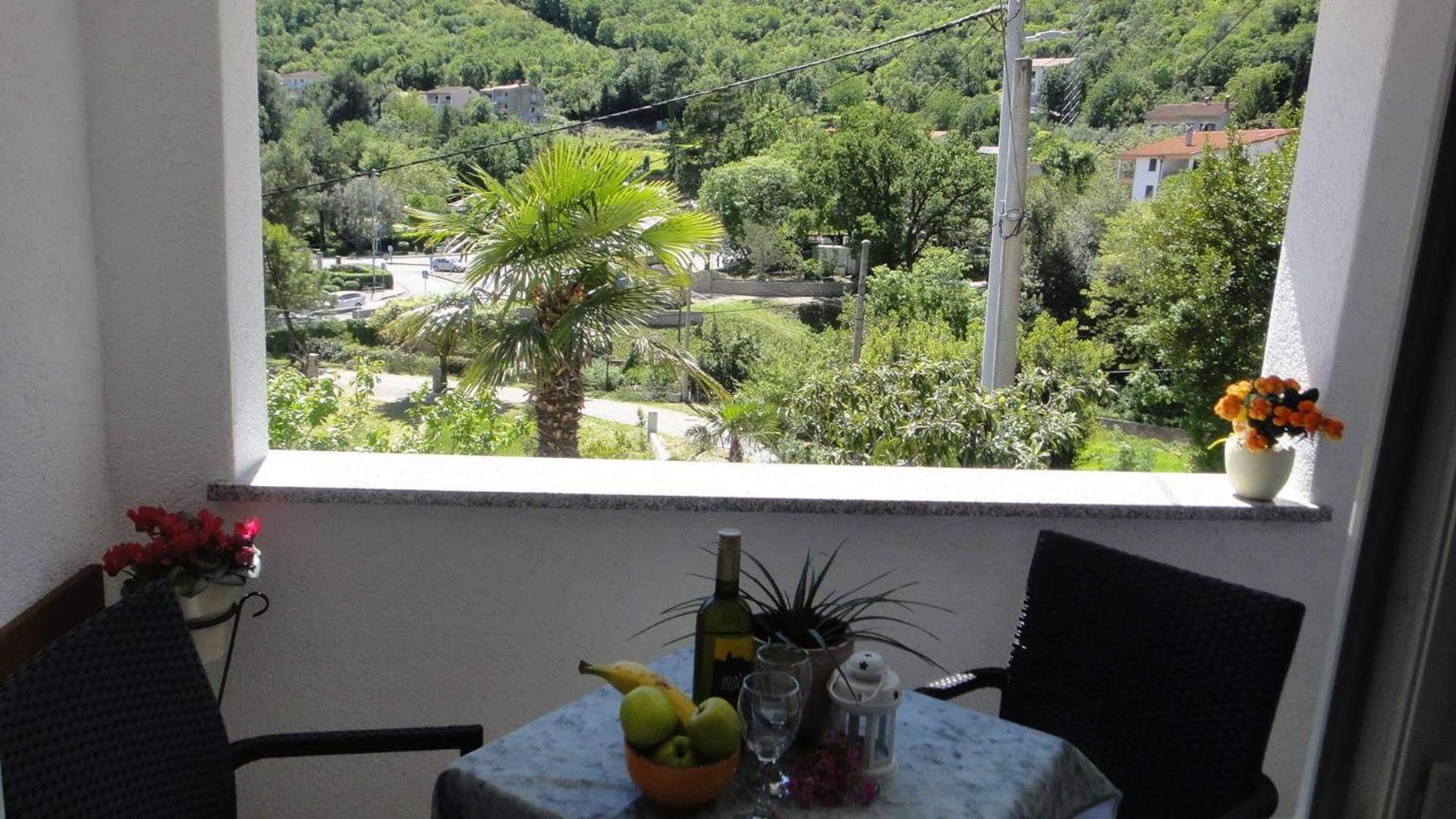 One-Bedroom Apartment - Photo 28