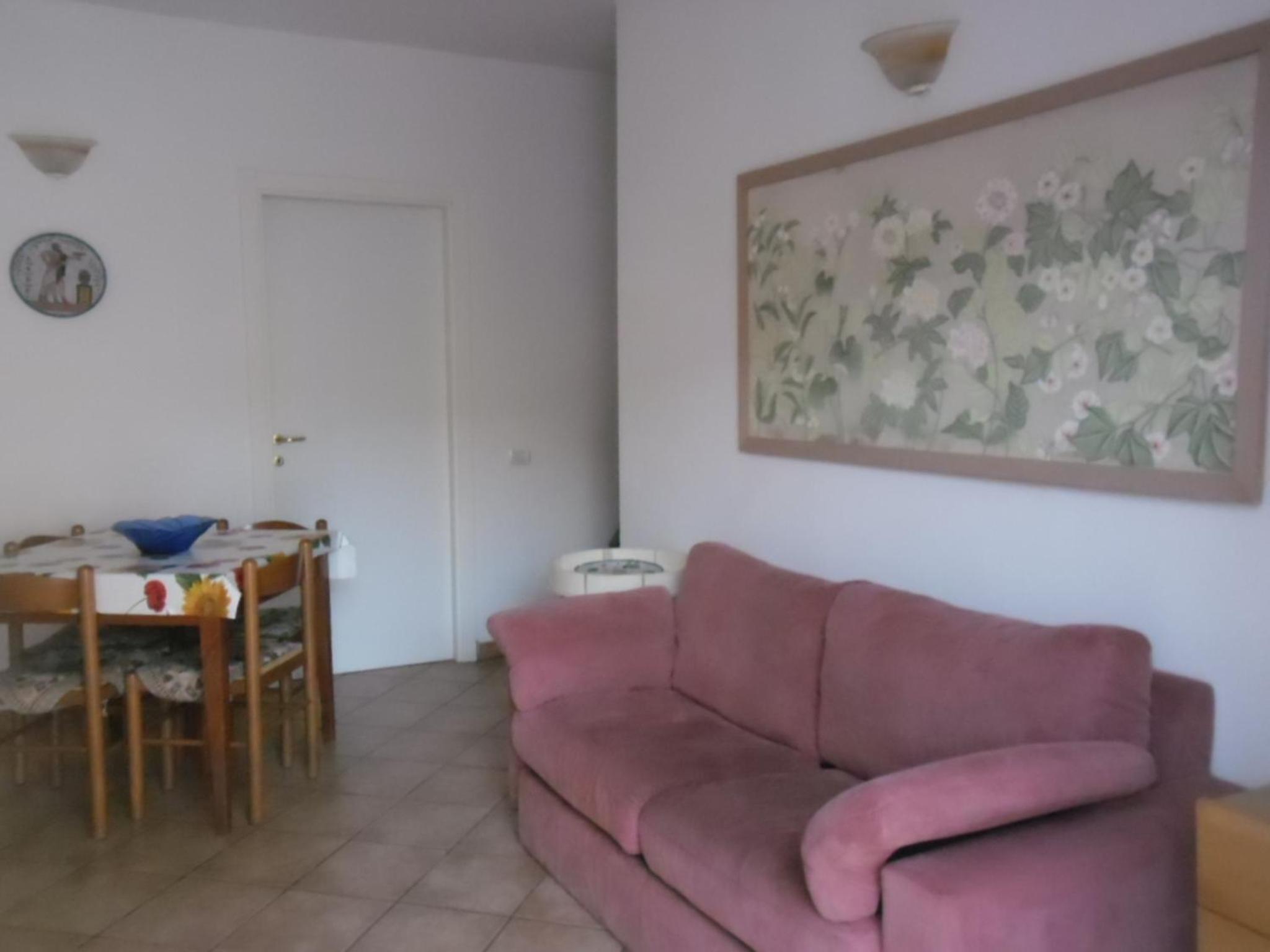 Two-Bedroom Apartment with Terrace photo 2