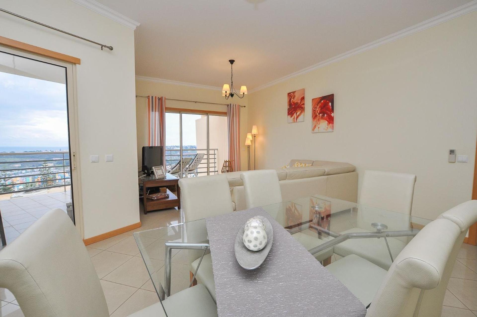 Apartment with Sea View - Photo 6