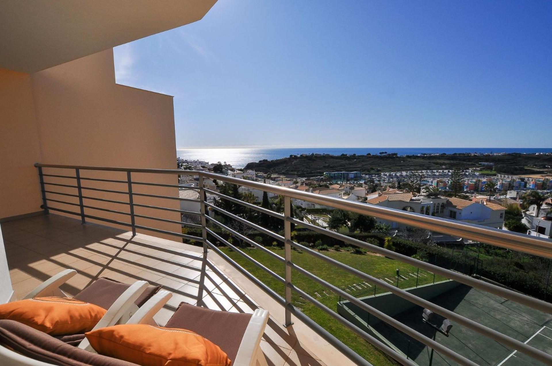 Apartment with Sea View - Photo 16