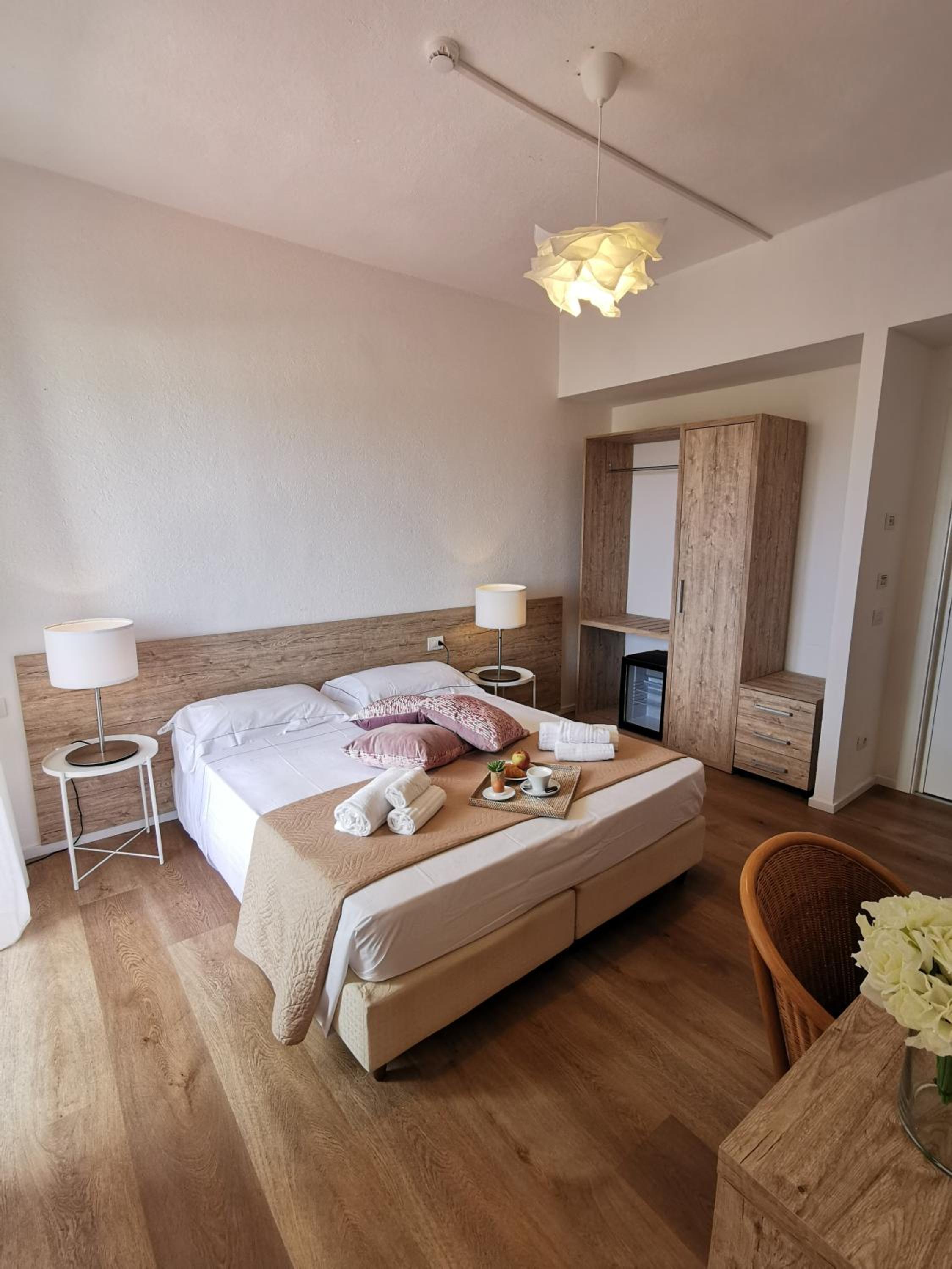 Double Room with Sea View - Photo 1