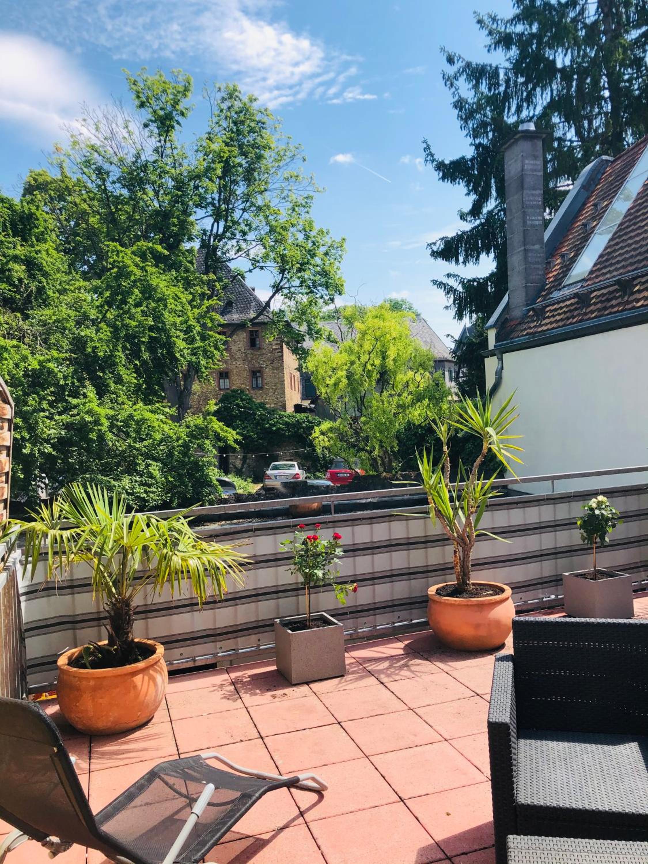 Double Room with Balcony - Photo 8