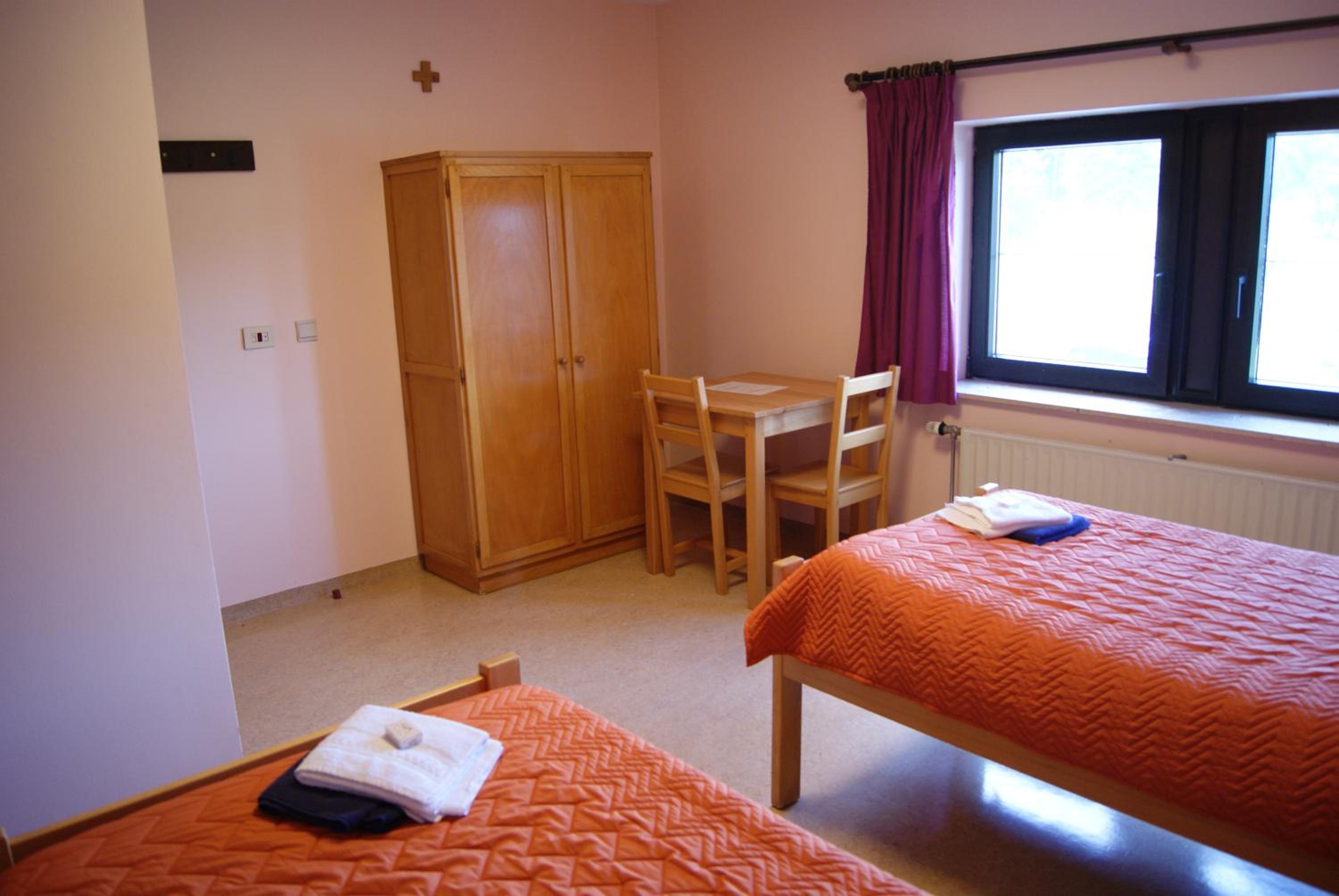 Double Room - Disability Access - Photo 1