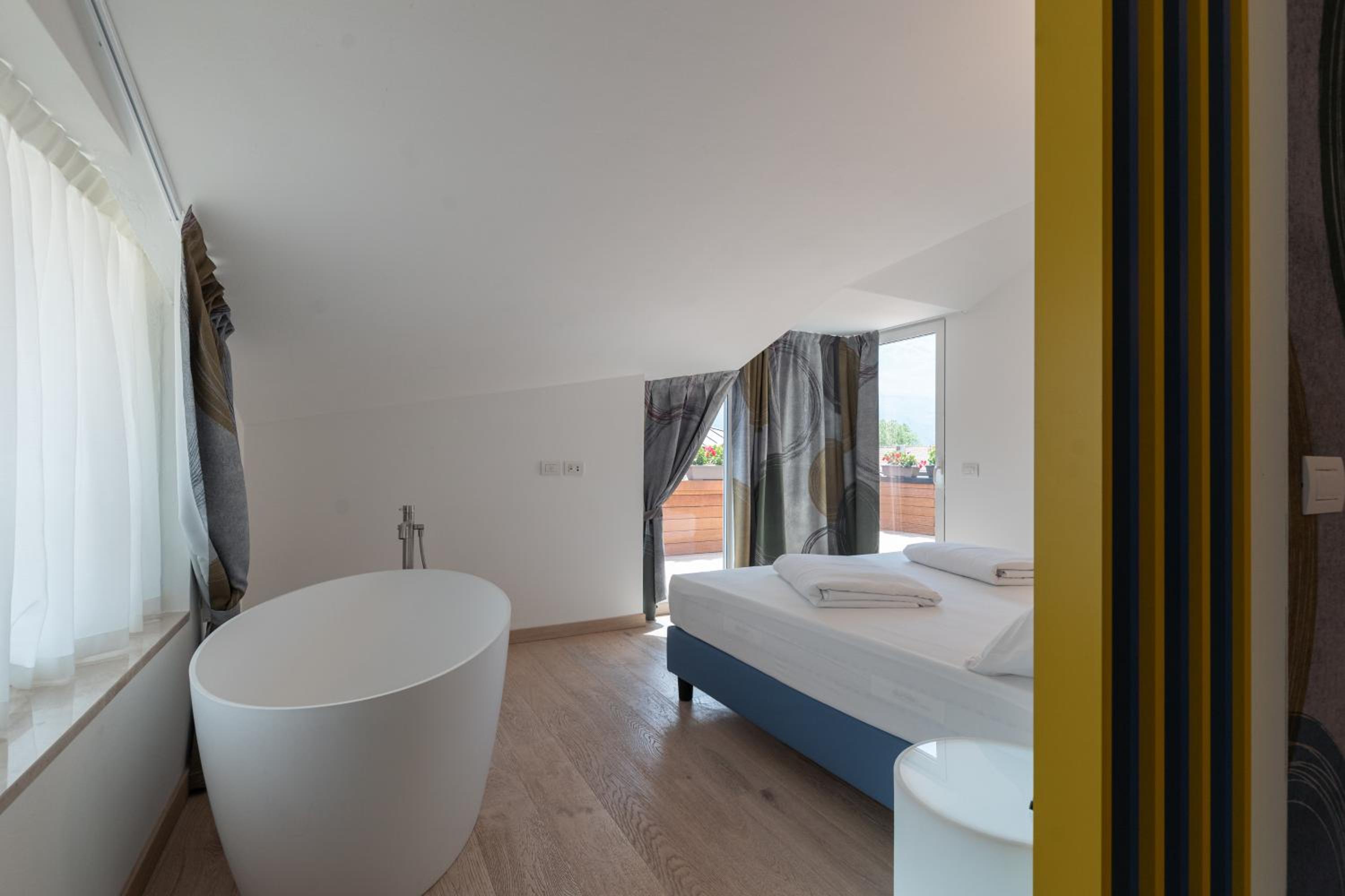 Penthouse Apartment - Photo 1