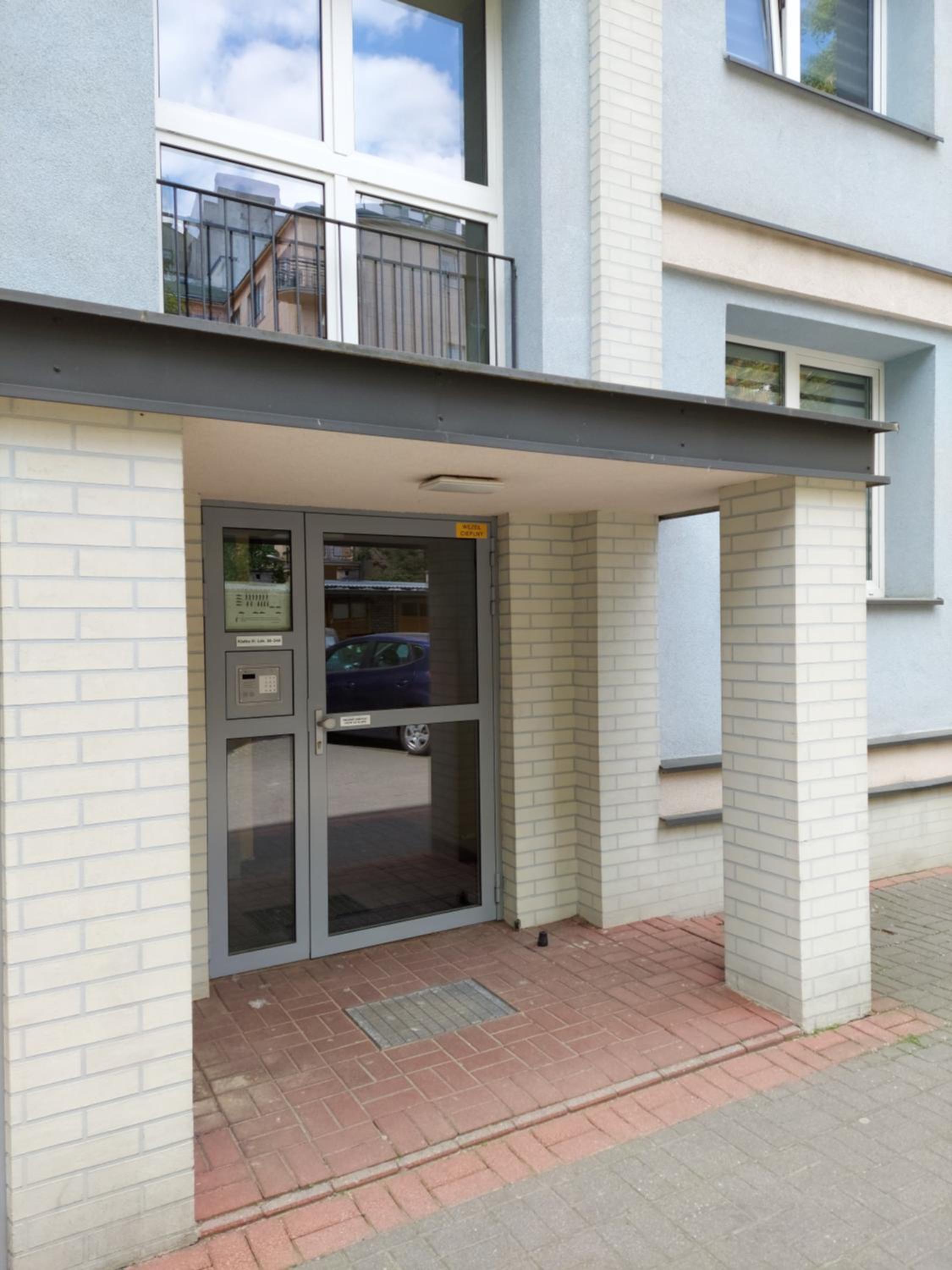 Two-Bedroom Apartment - Photo 2