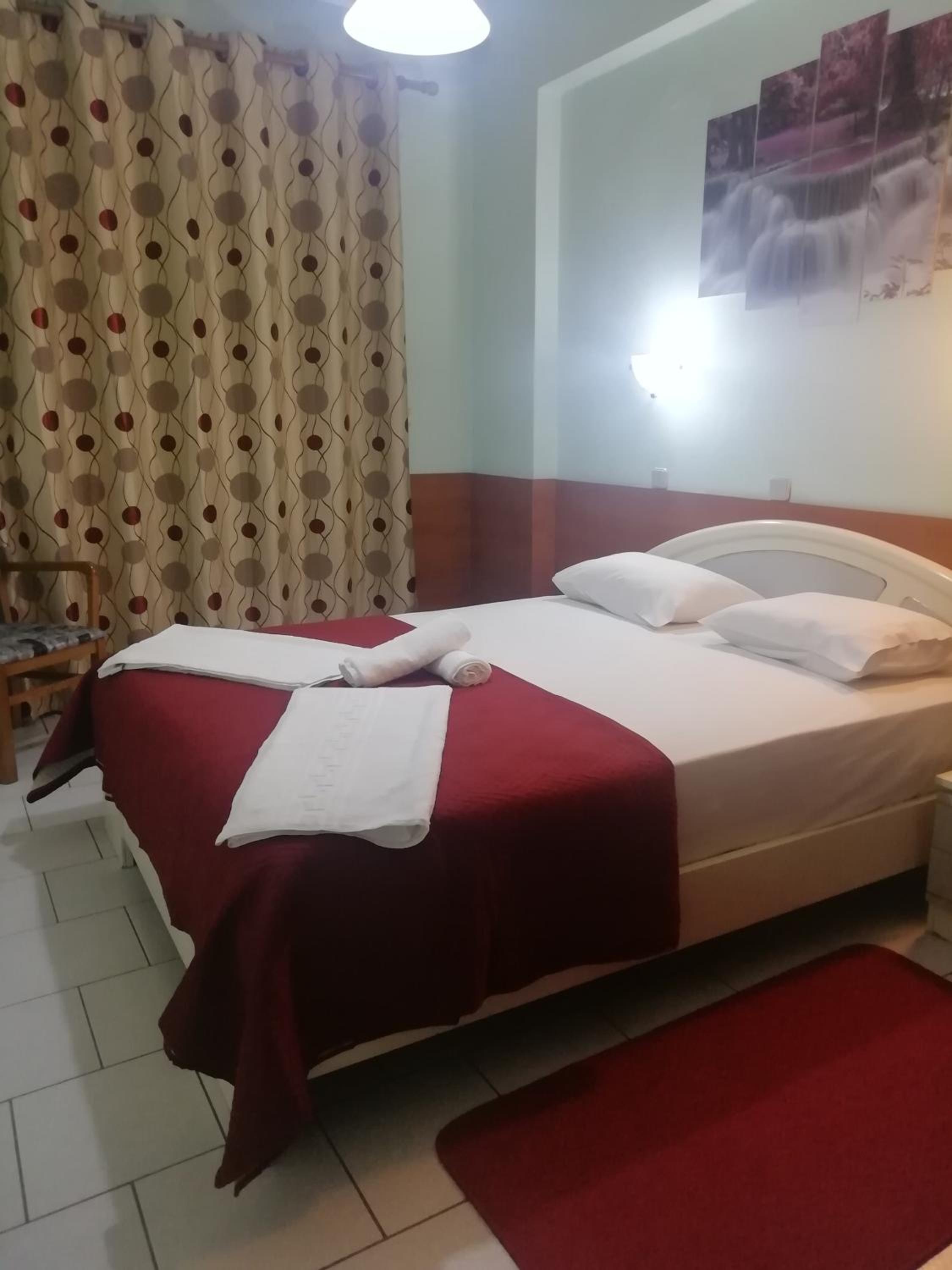 Double or Twin Room - Photo 1