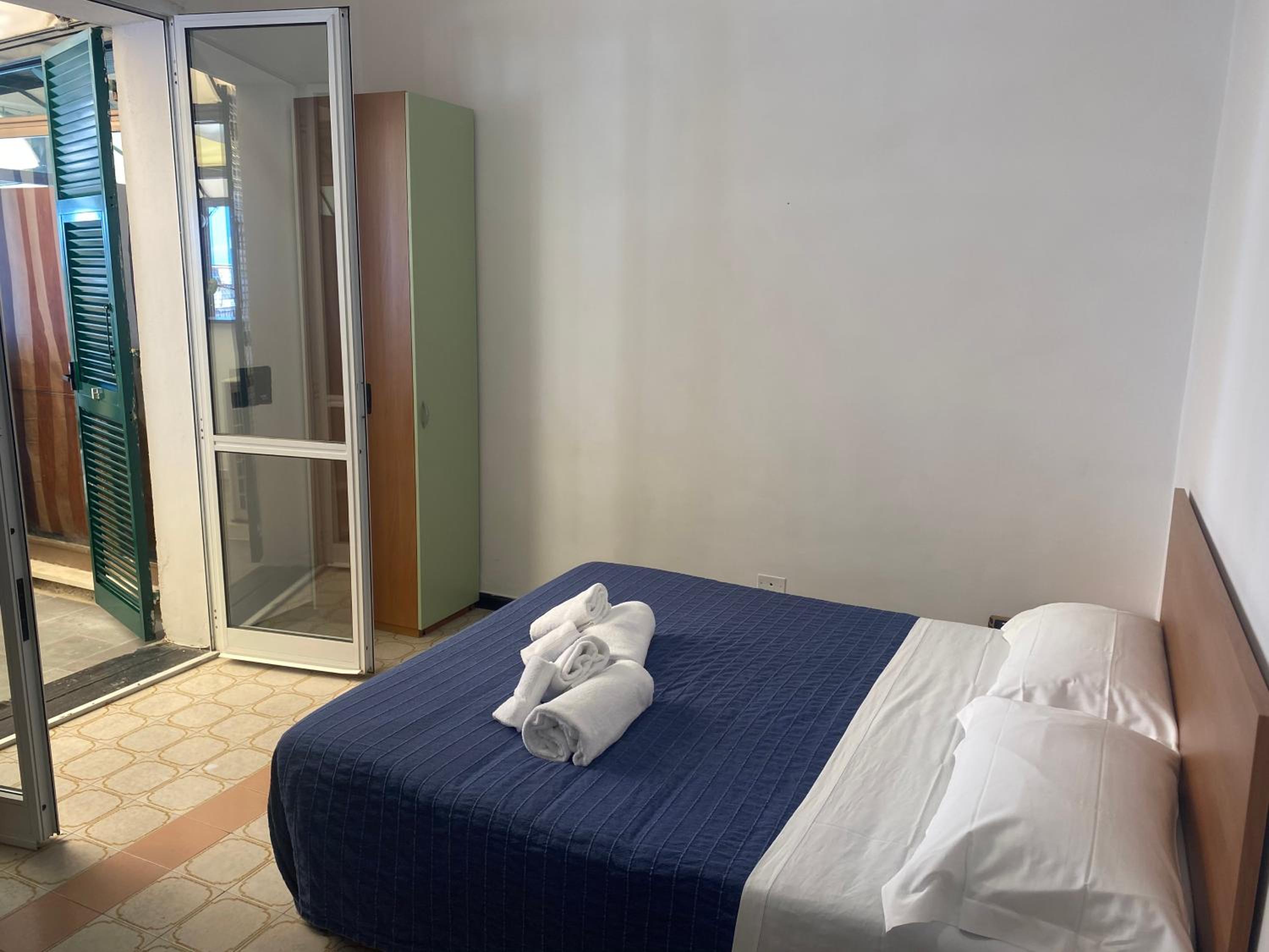 Double Room with Balcony photo 3
