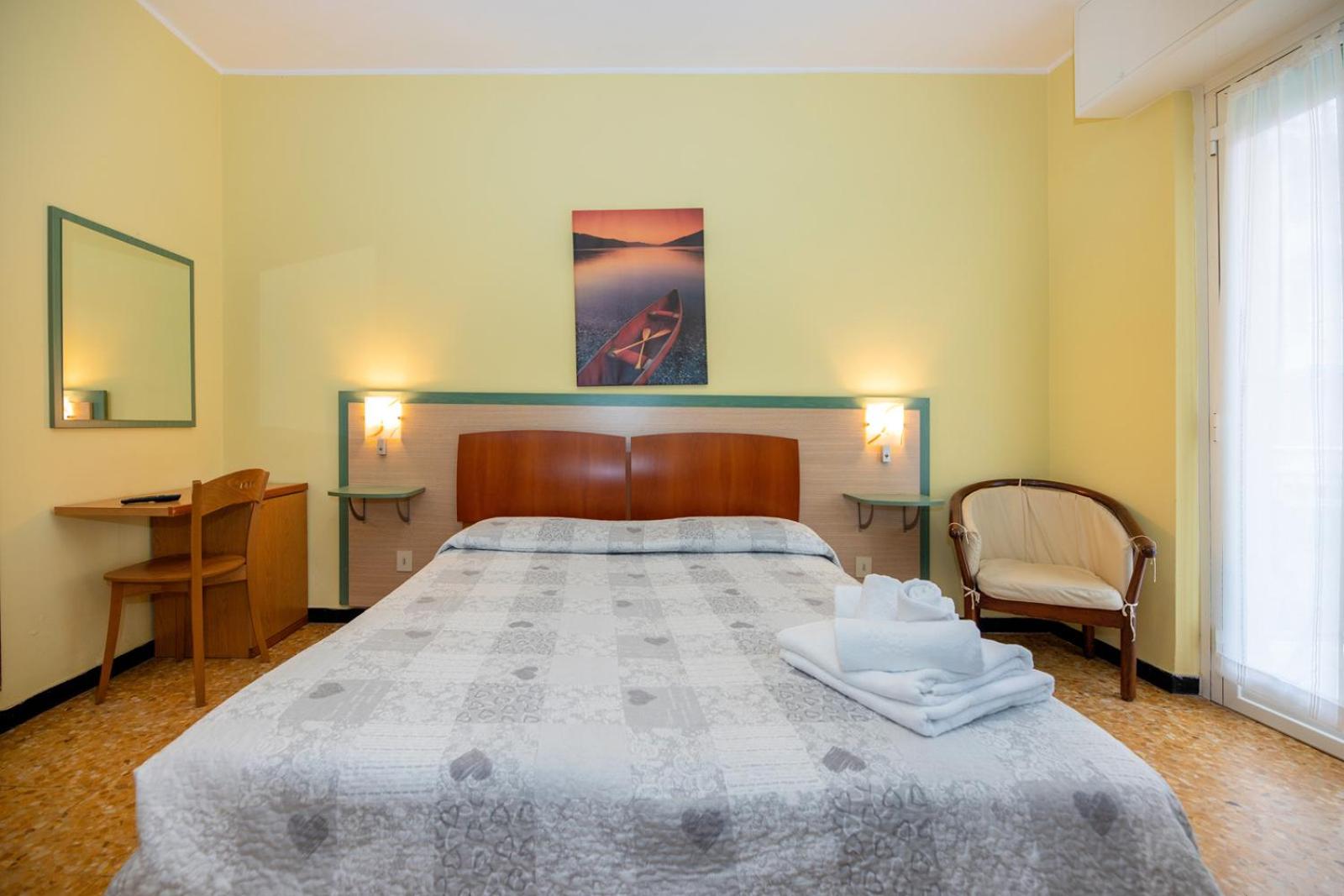 Quadruple Room - Photo 6