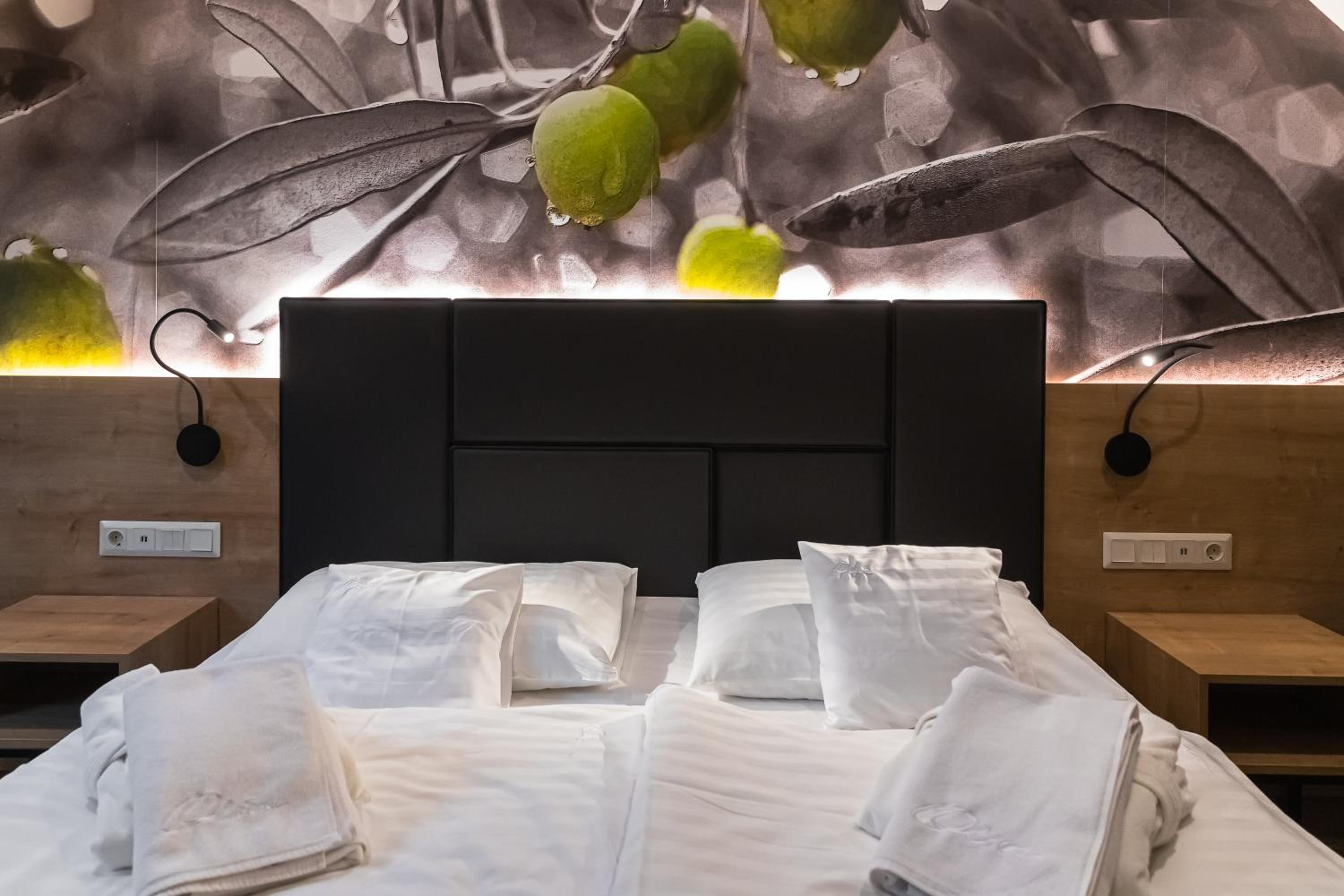 Suite (2 Adults) photo 3