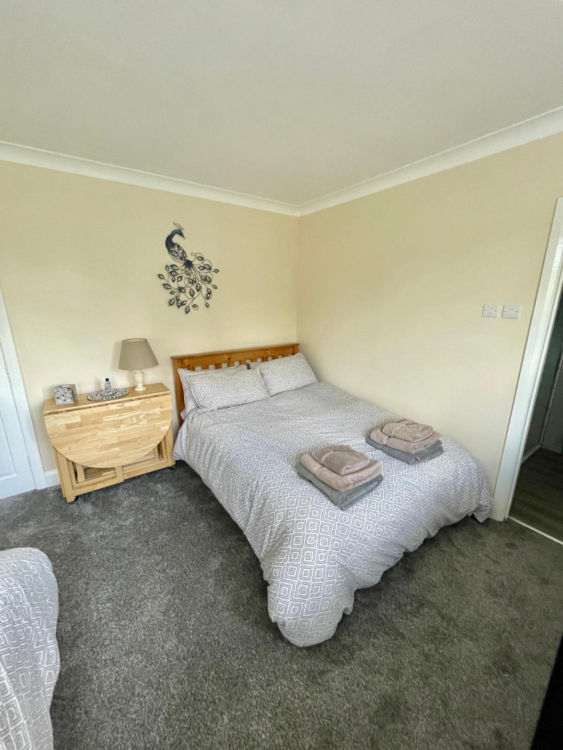 Standard Twin Room - Photo 2