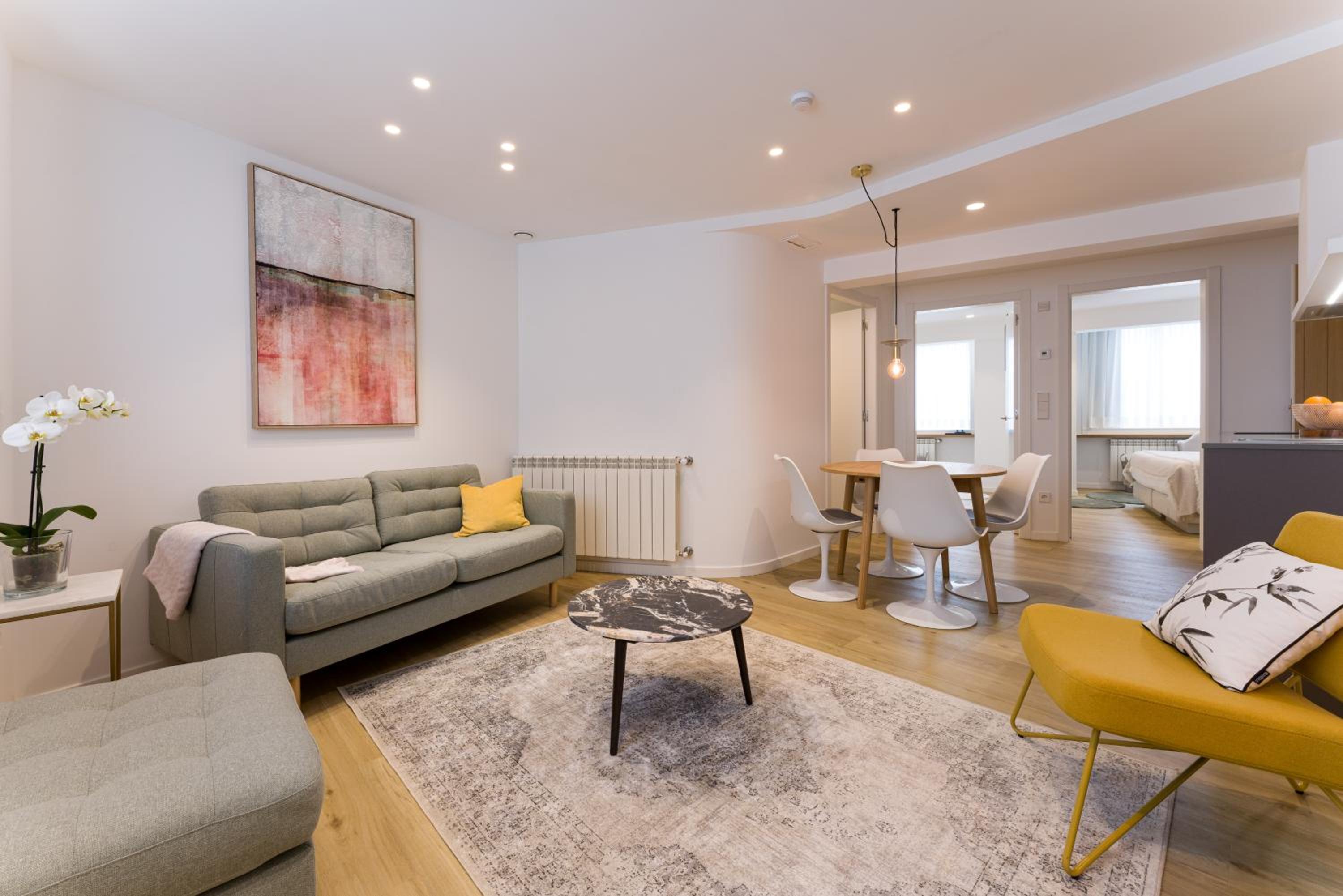 Two-Bedroom Apartment - Photo 3