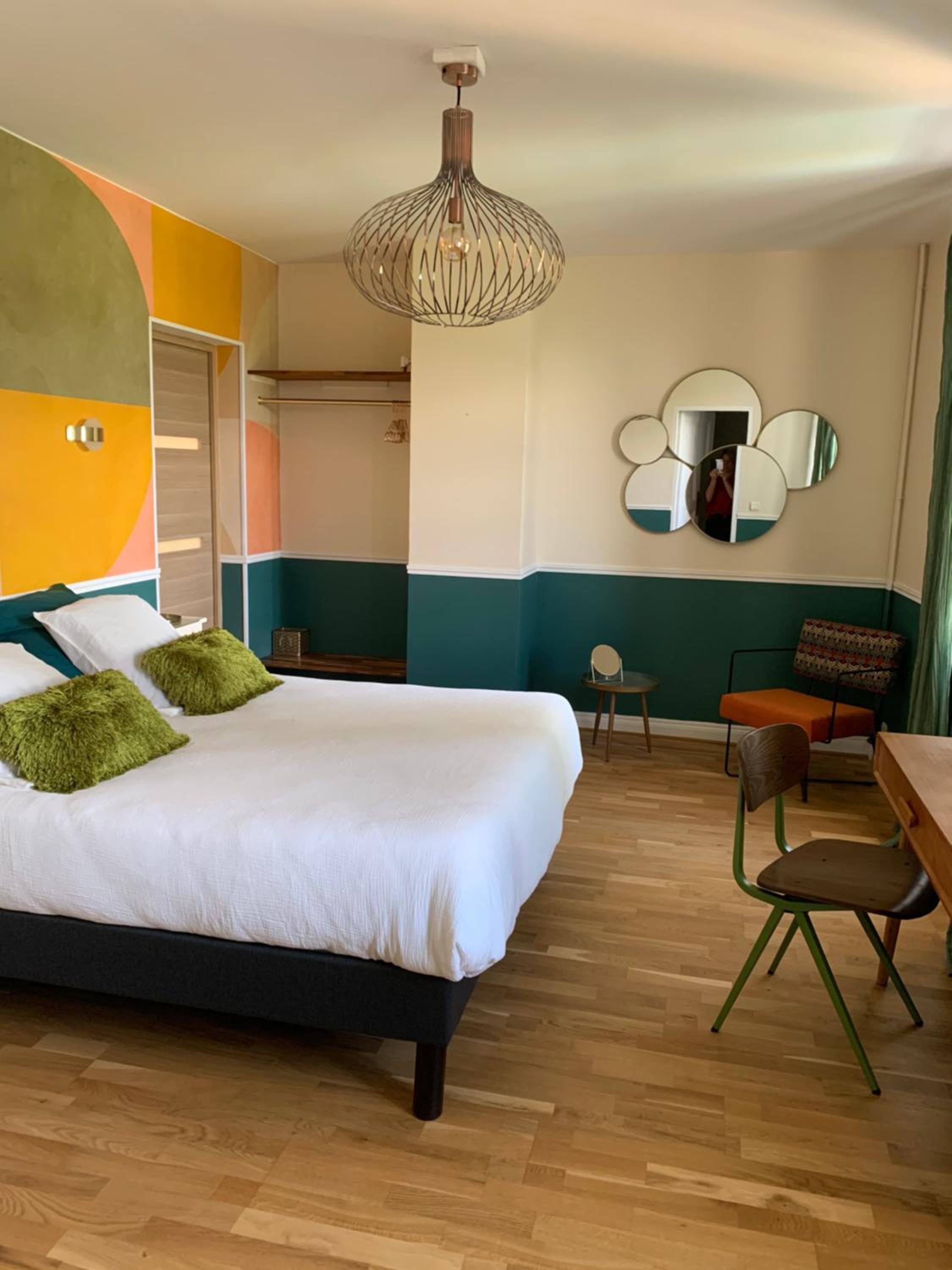 Double Room with Private Bathroom - Photo 4