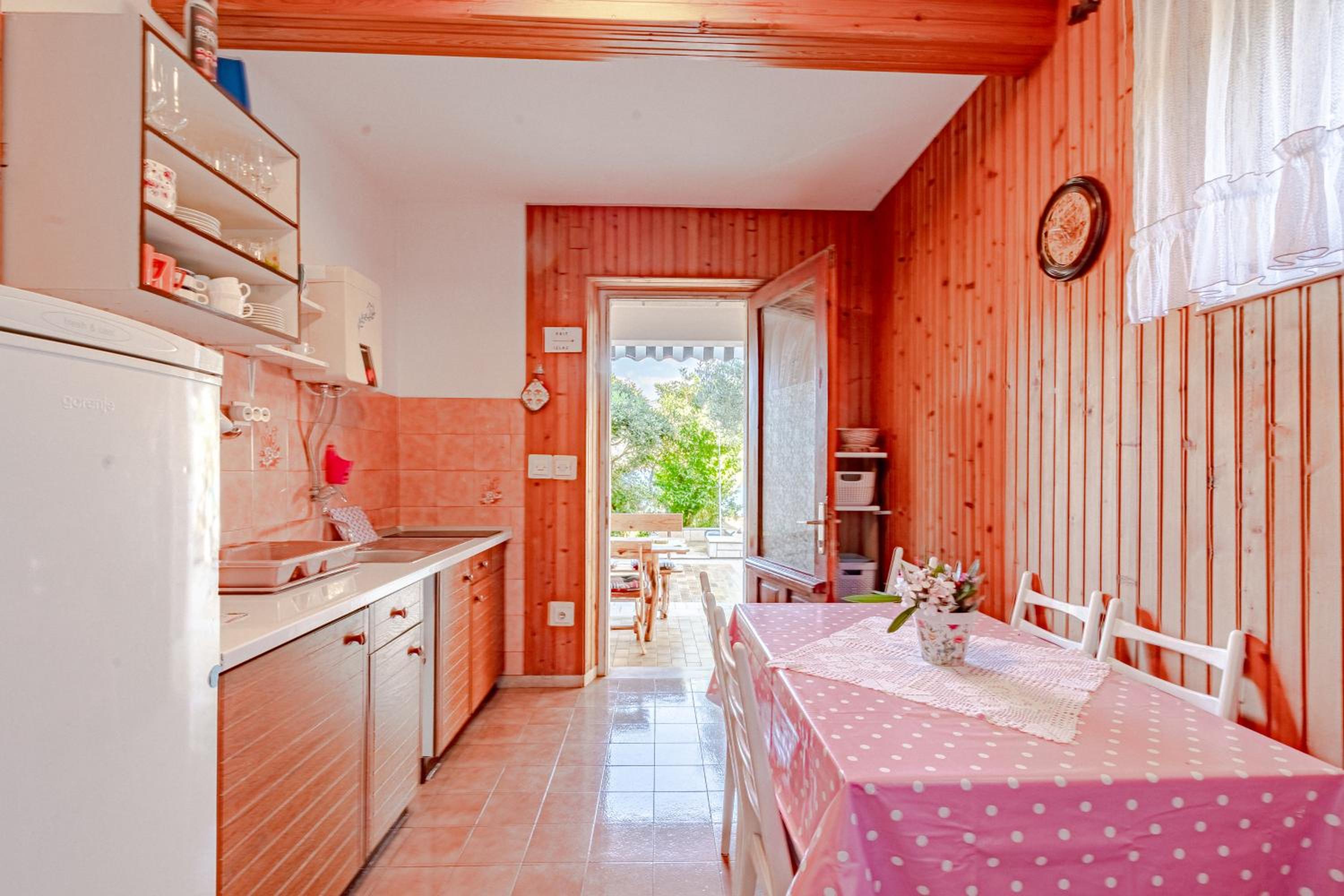 Two-Bedroom Apartment with Sea View photo 2