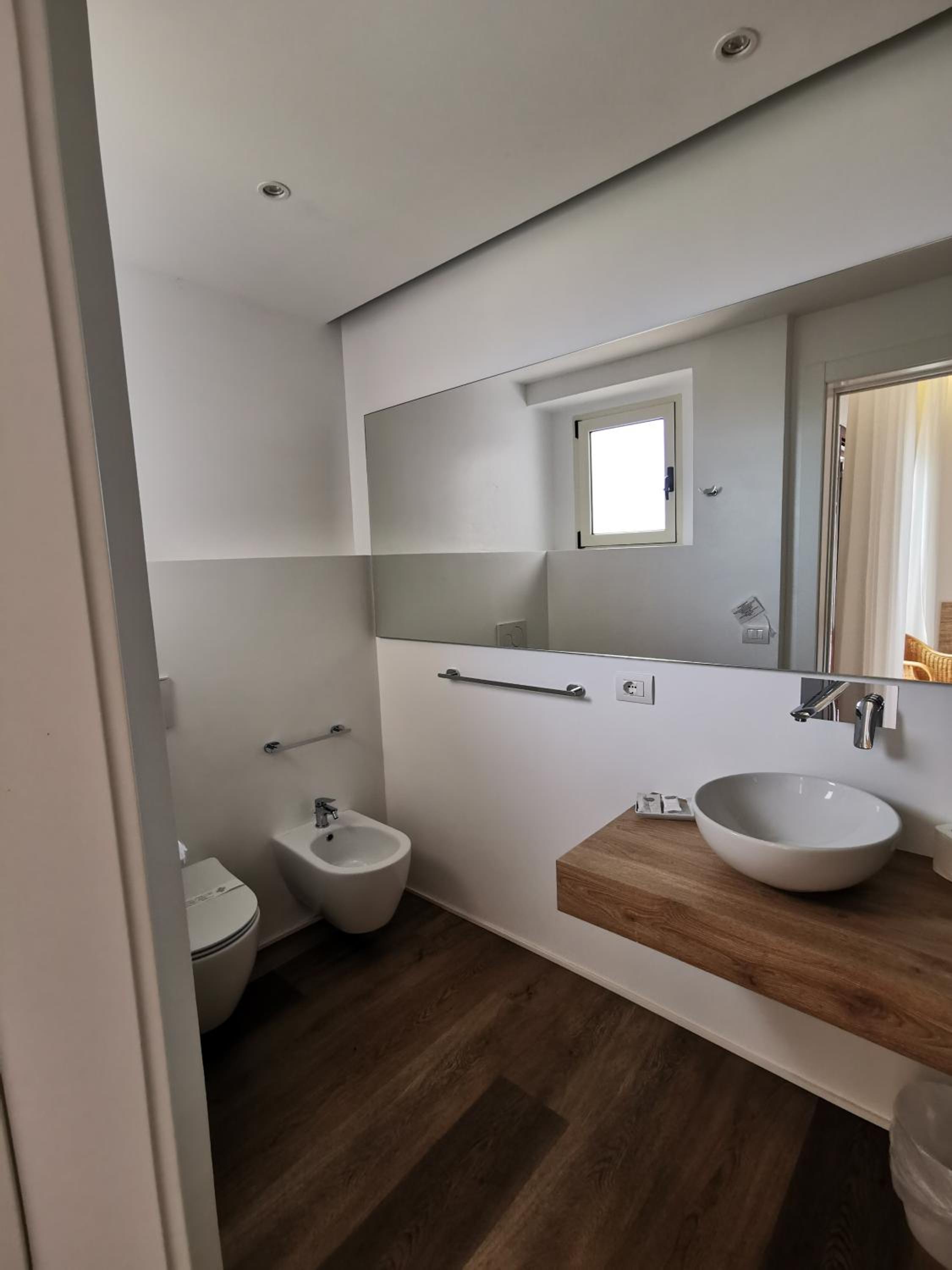 Standard Triple Room - Photo 3