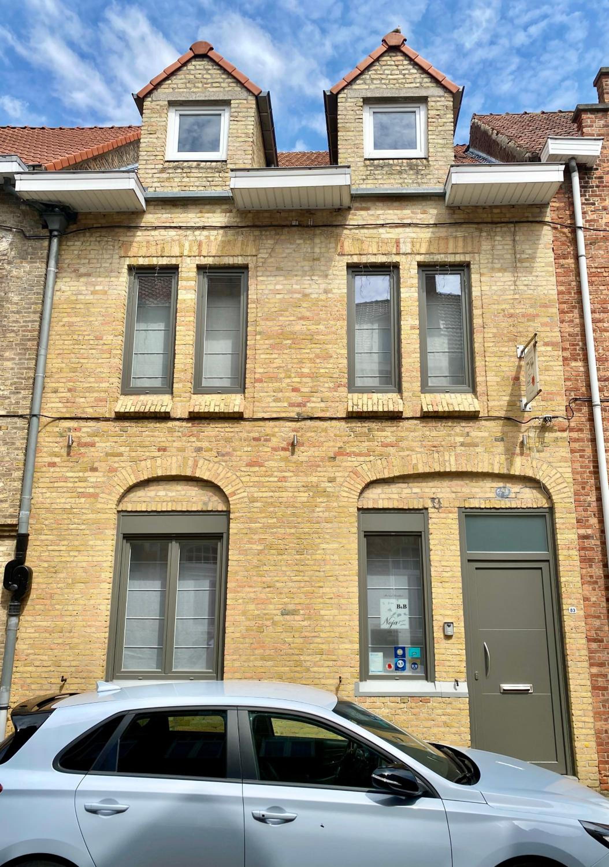 Four-Bedroom House photo 2
