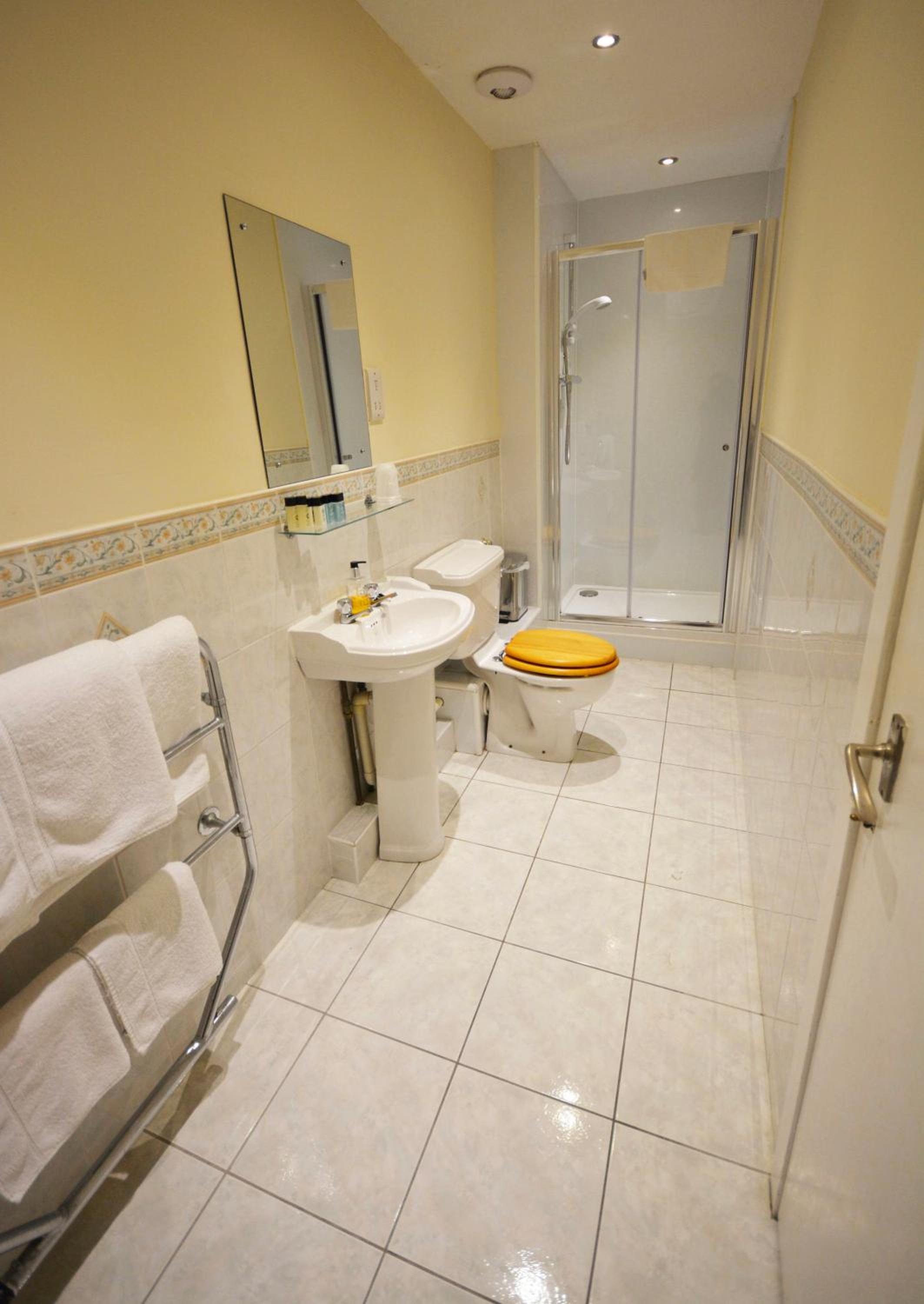 Triple Room with Shower photo 3