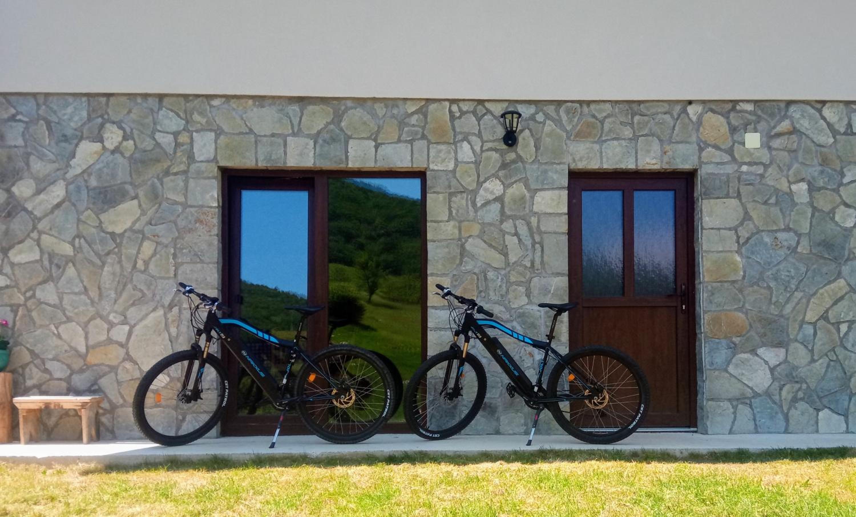 Two-Bedroom Chalet - Photo 4