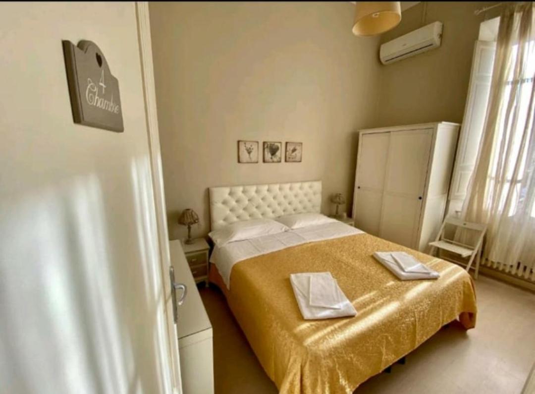 Deluxe Double Room with Balcony photo 3