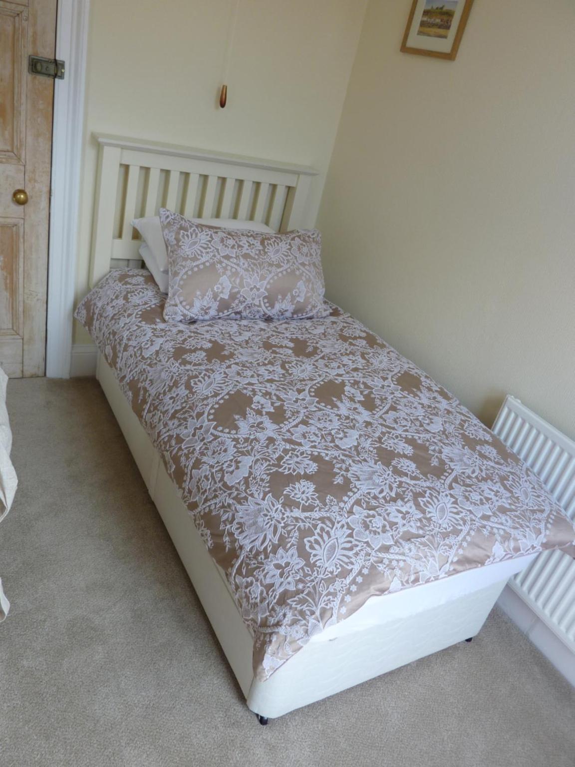 Single Room with Private Bathroom
