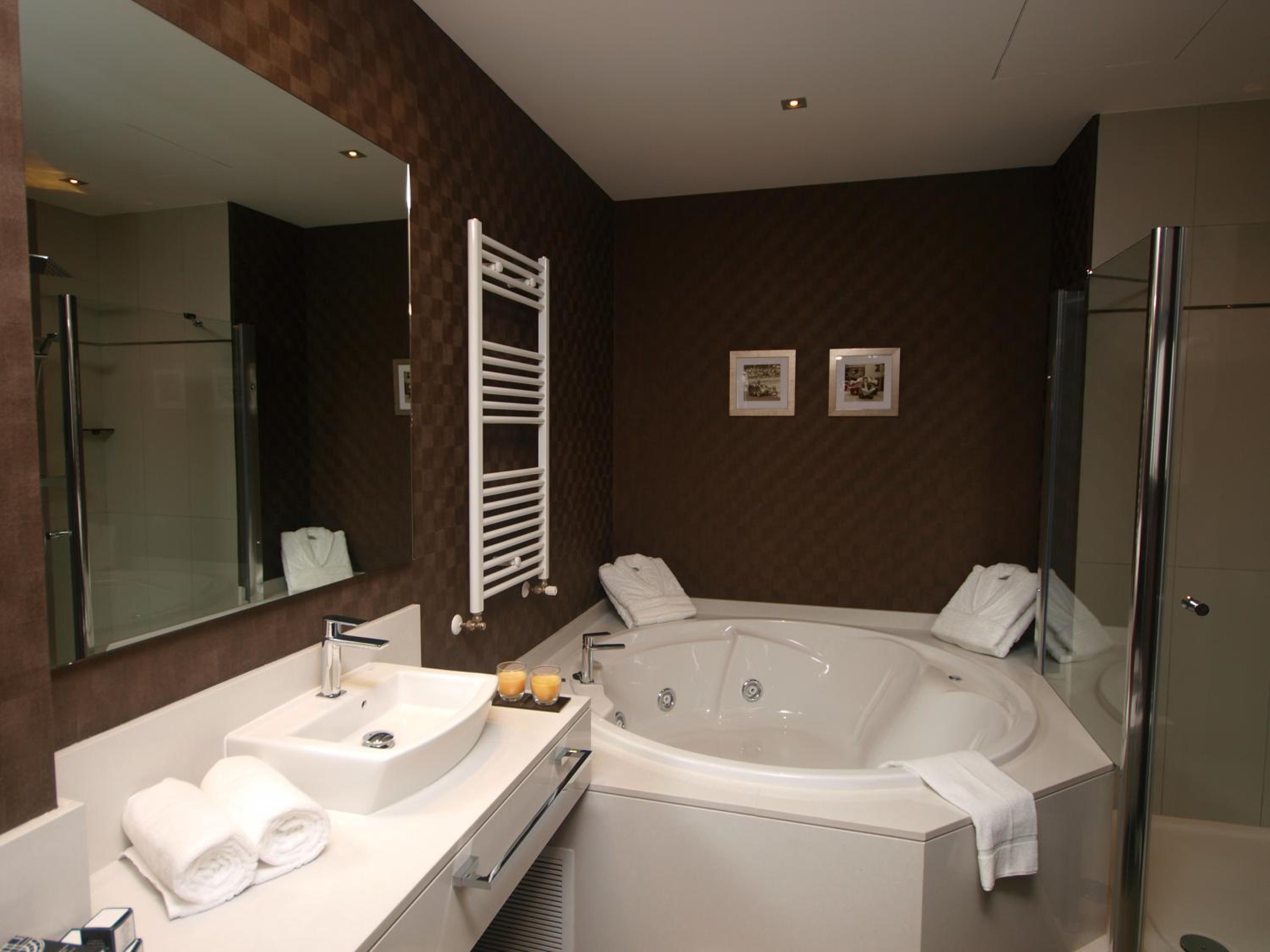 Junior Suite with jacuzzi - Photo 3