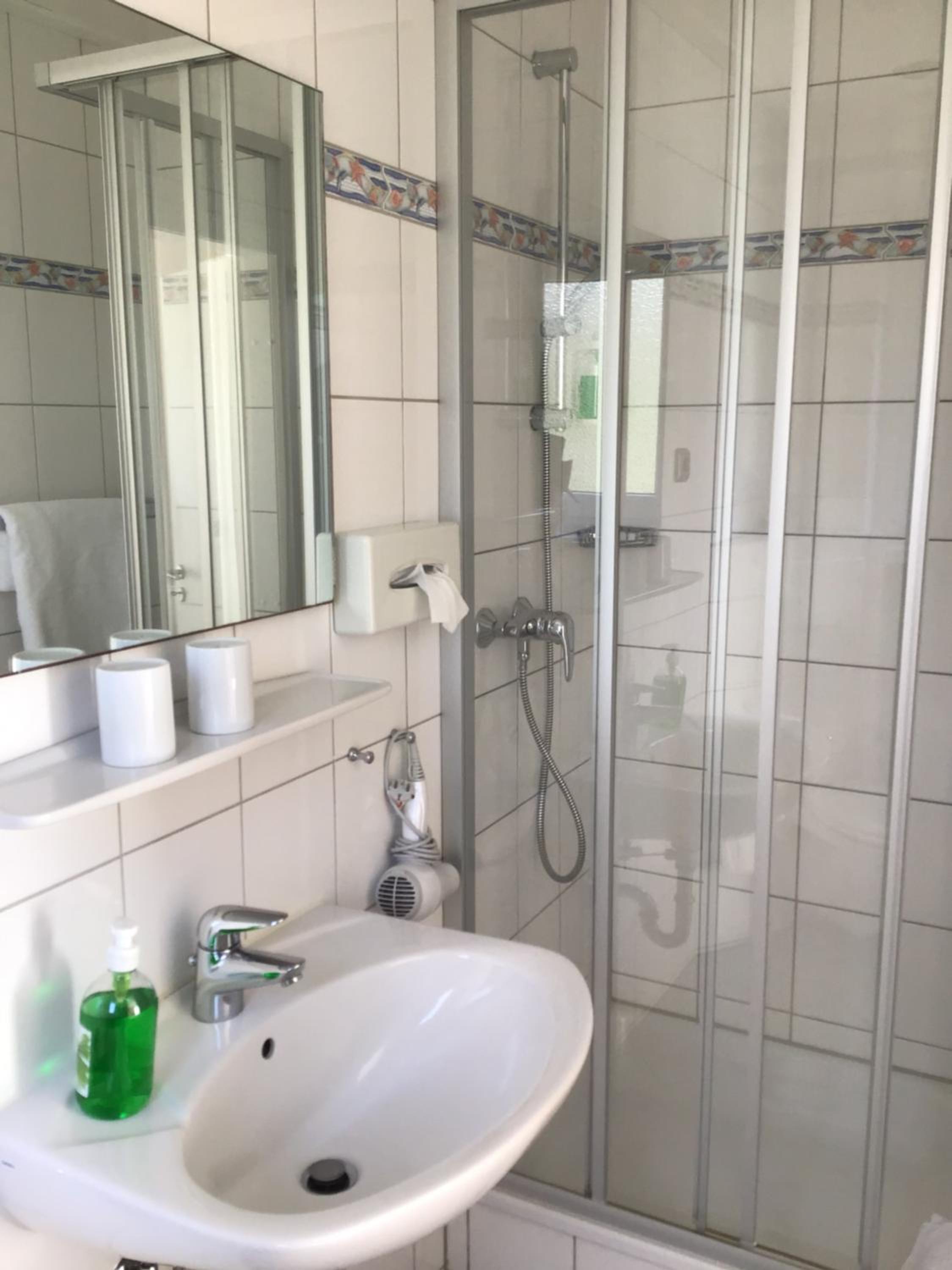 Double Room with Private Bathroom photo 2