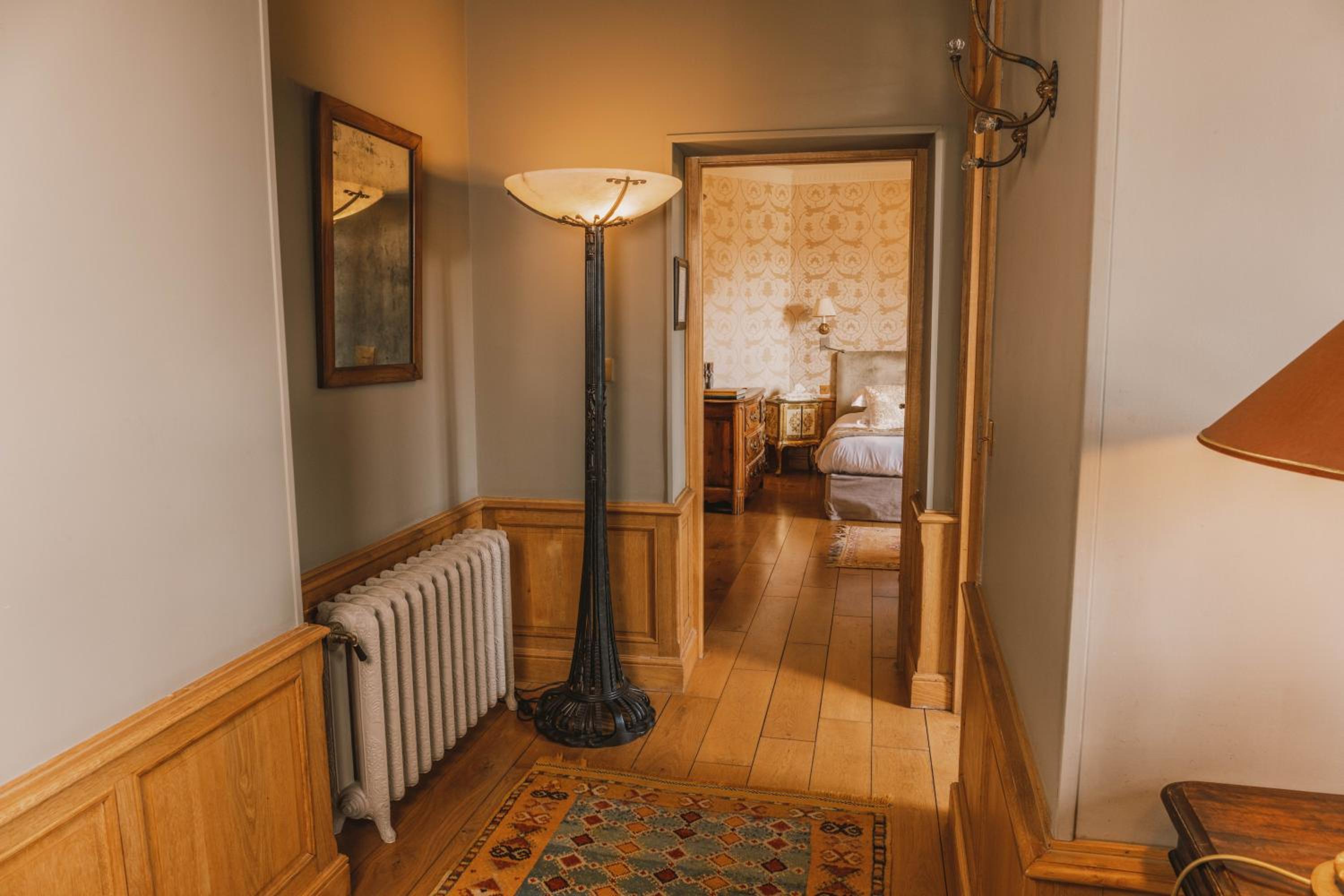 Suite - Photo 5