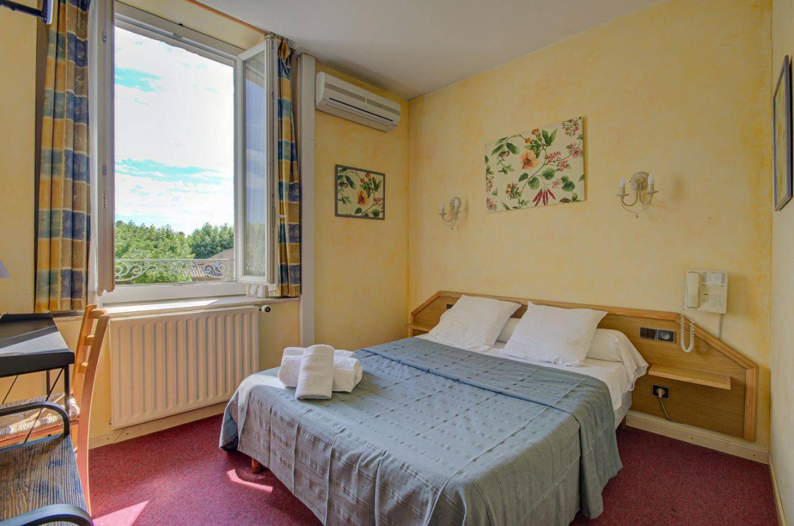 Small Double Room photo 2