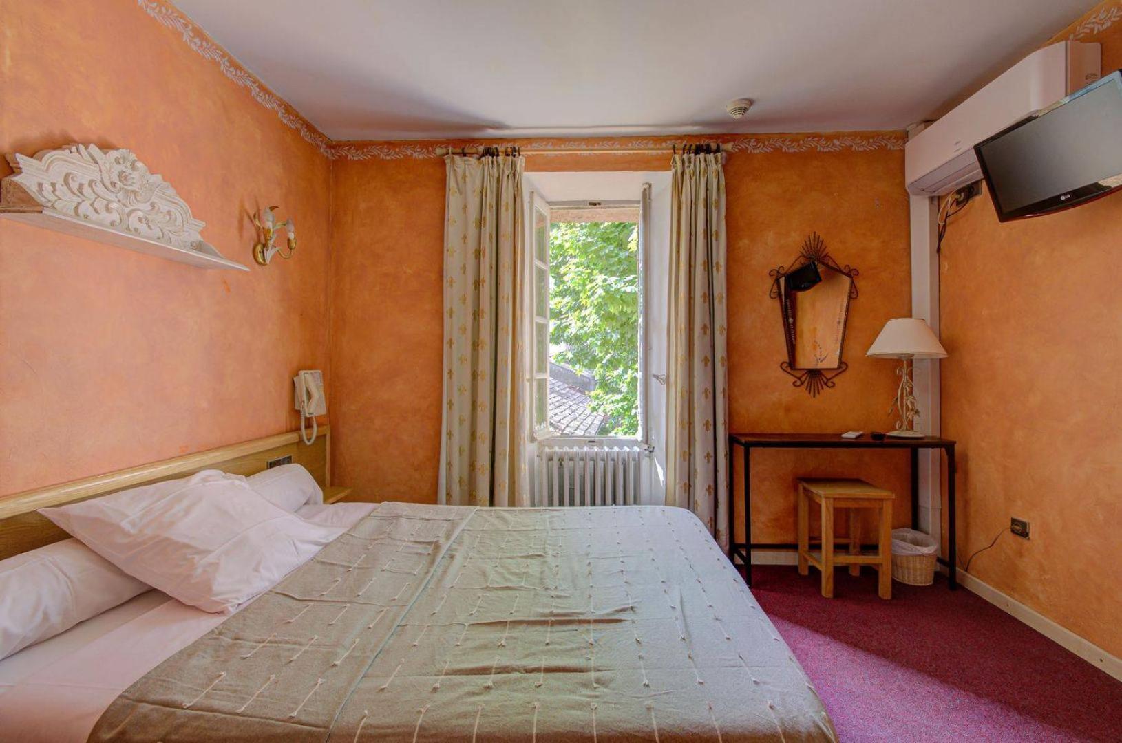 Small Double Room photo 3