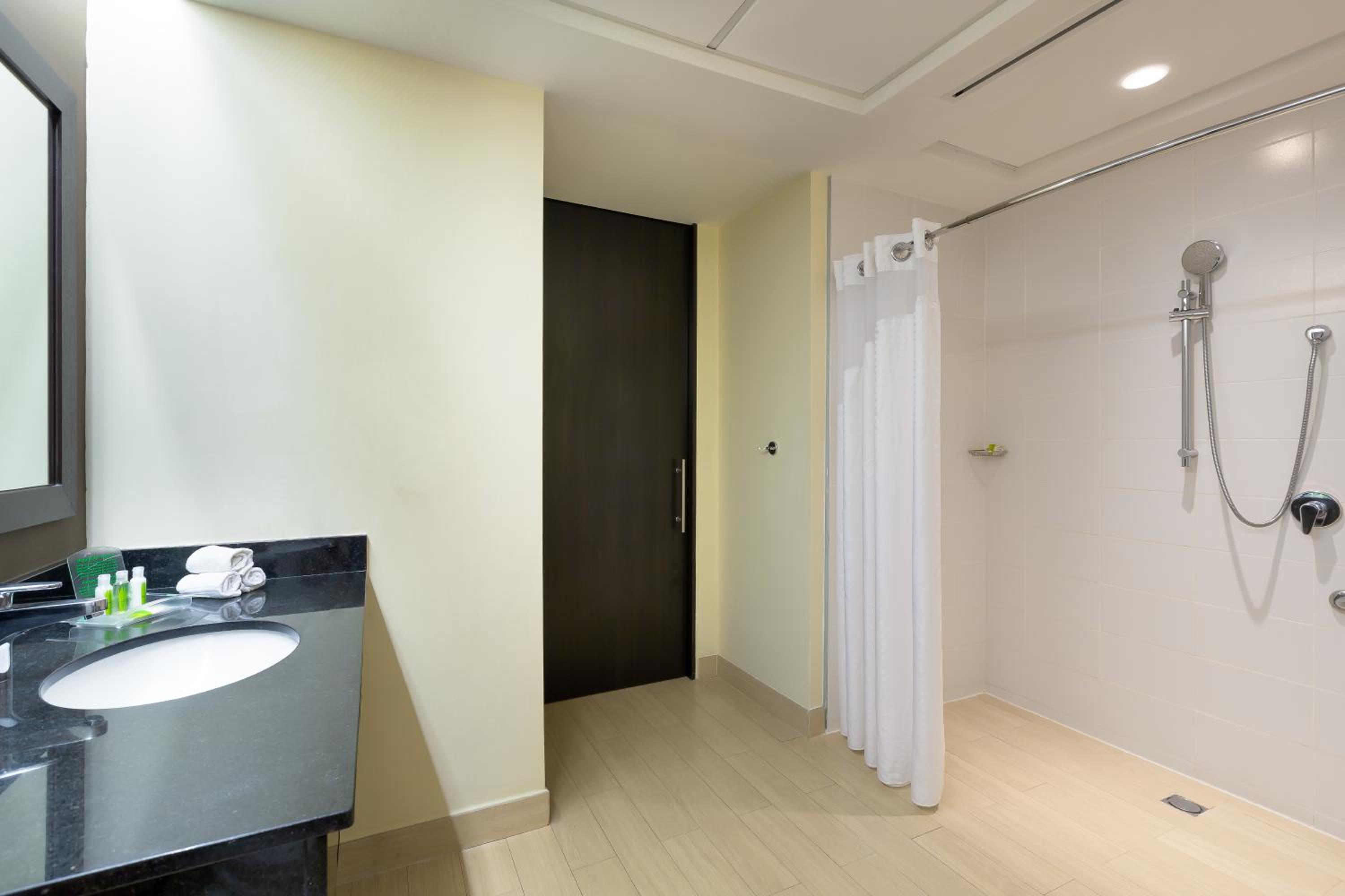 King Room - Disability Access