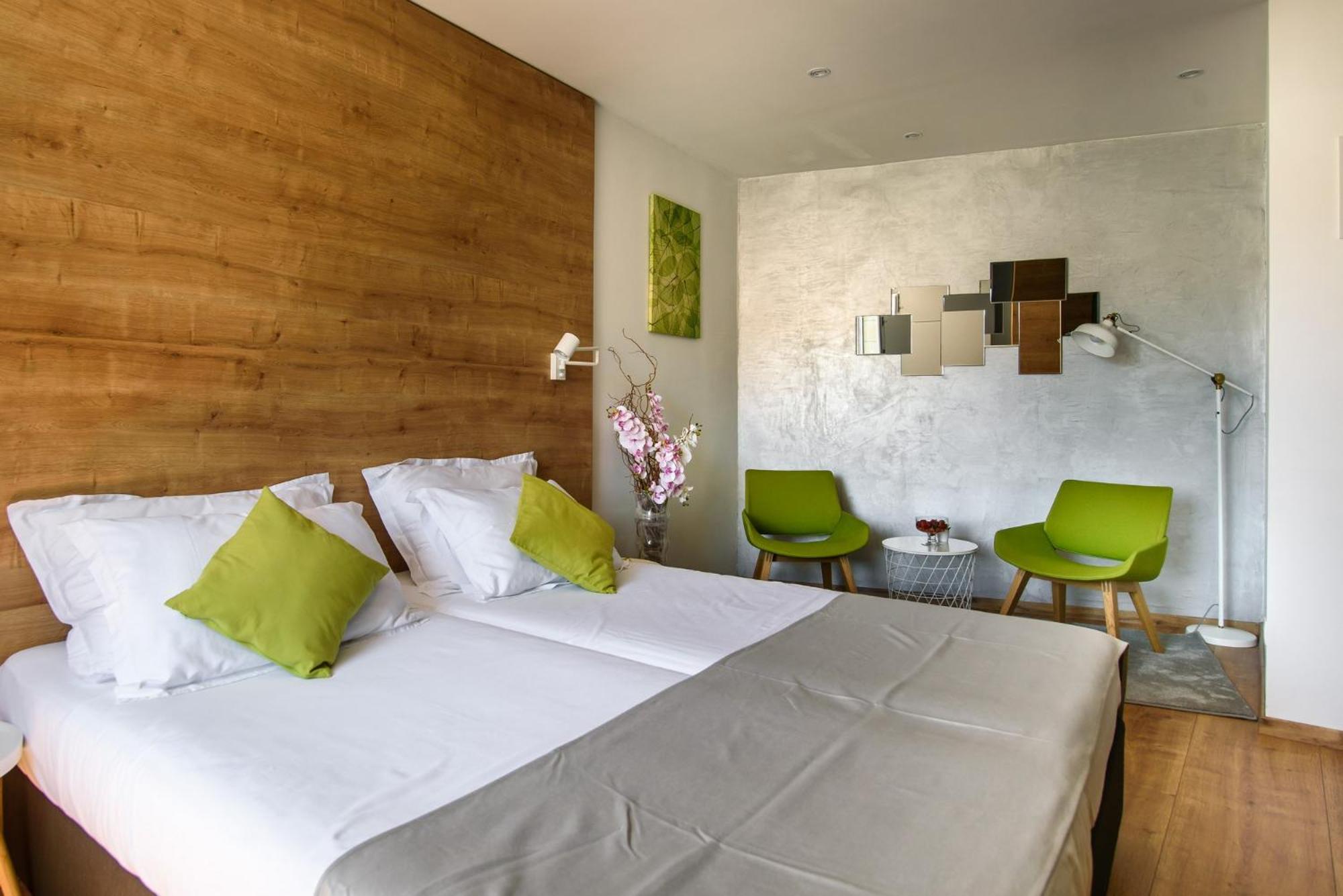 Deluxe Double or Twin Room with Sea View