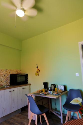 Two-Bedroom Apartment photo 2