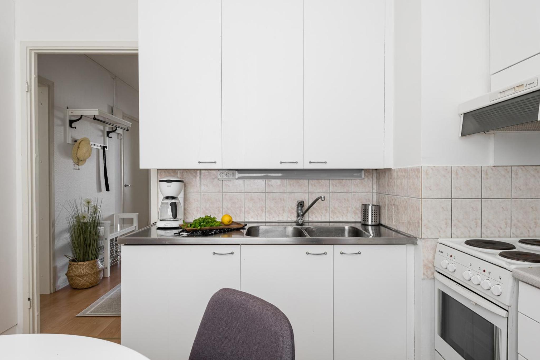 One-Bedroom Apartment - Photo 20