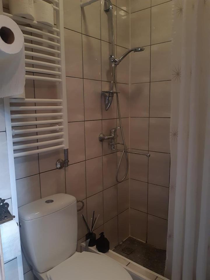 Double Room - Photo 6