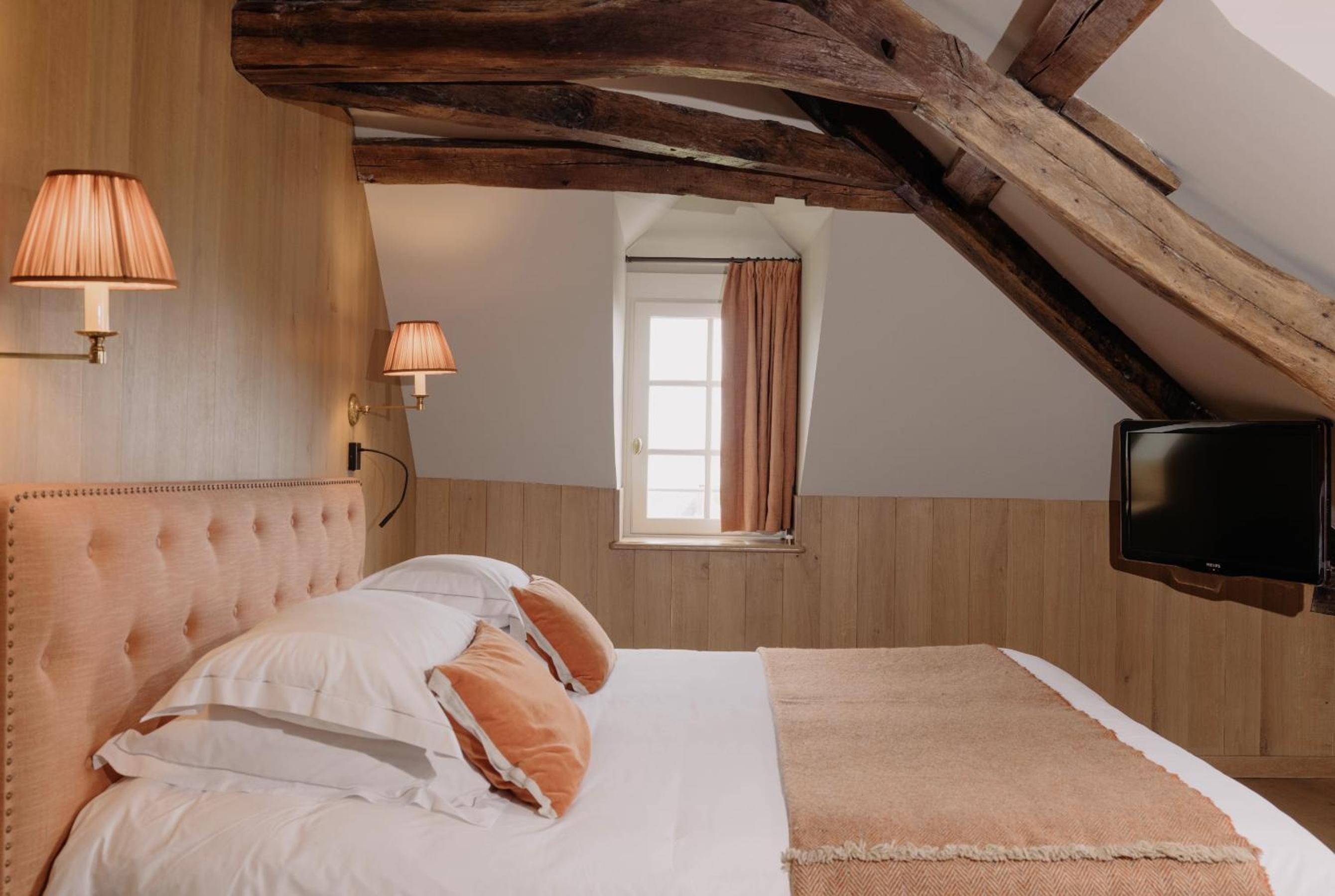 Attic Charming Suite  - Photo 8