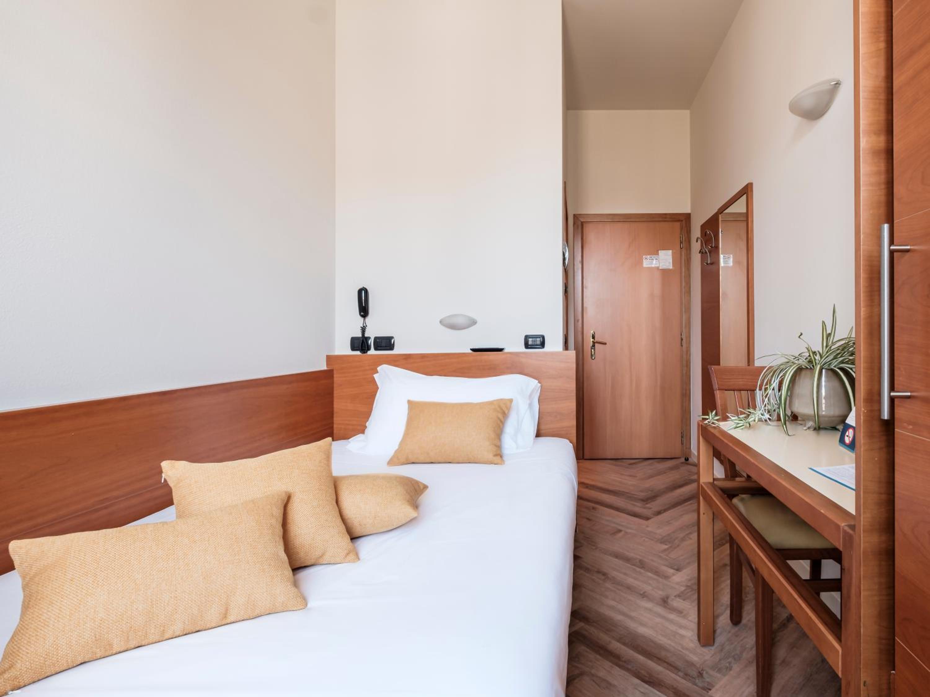 Classic Single Room photo 2