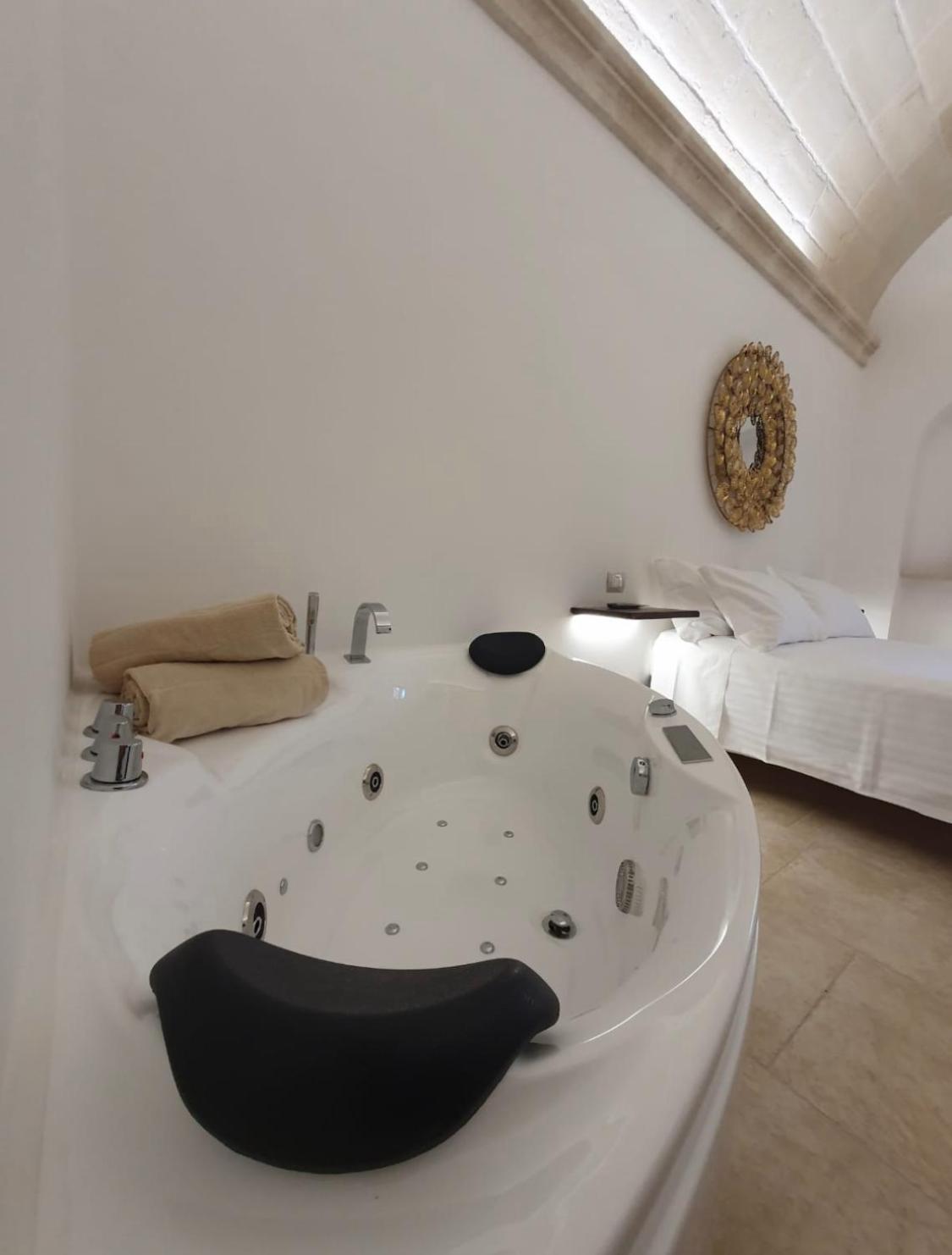 Double Room - Photo 20