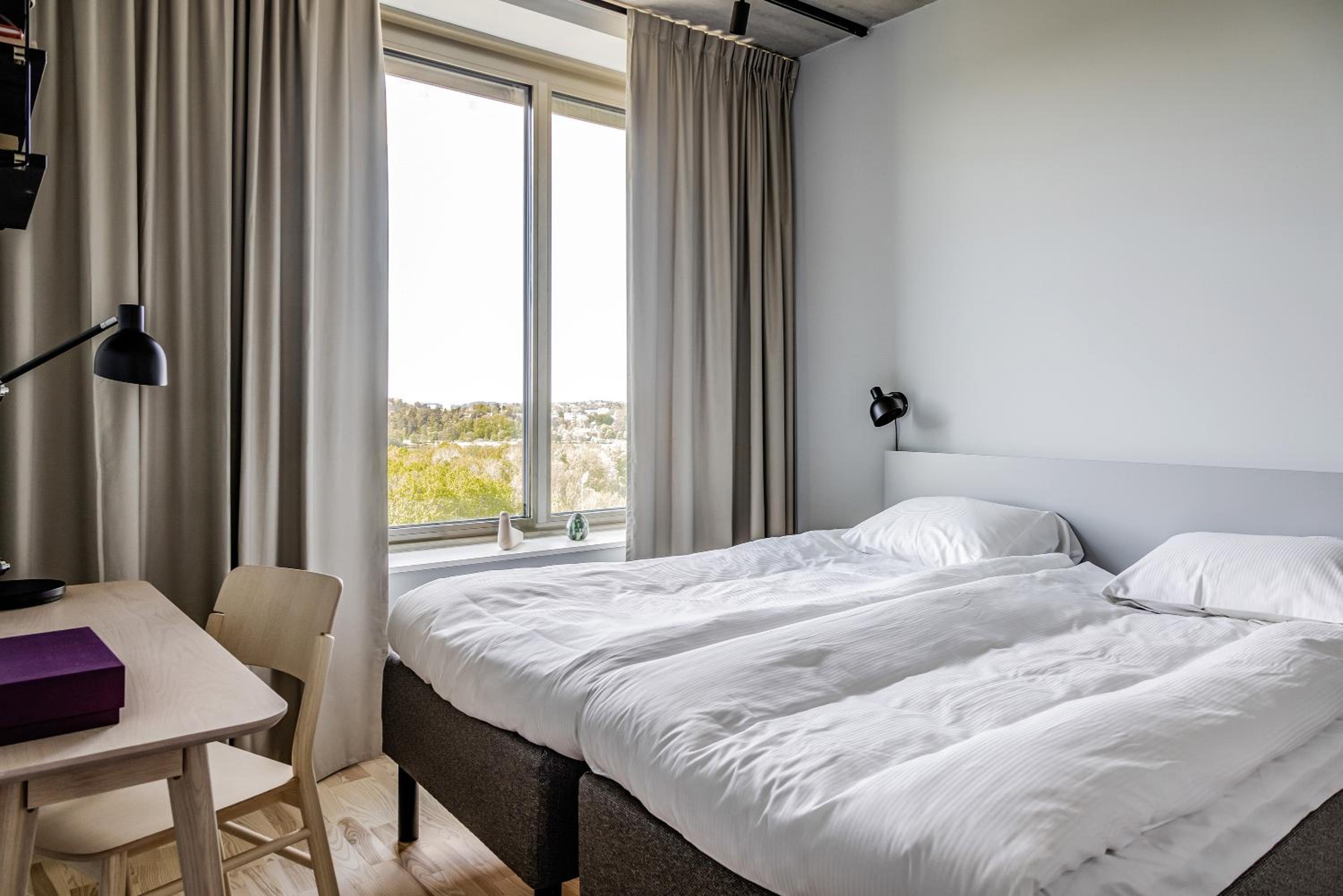 One-Bedroom Apartment - Photo 4