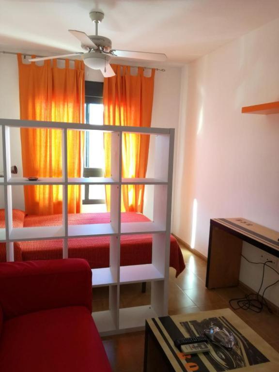 Studio Apartment photo 3