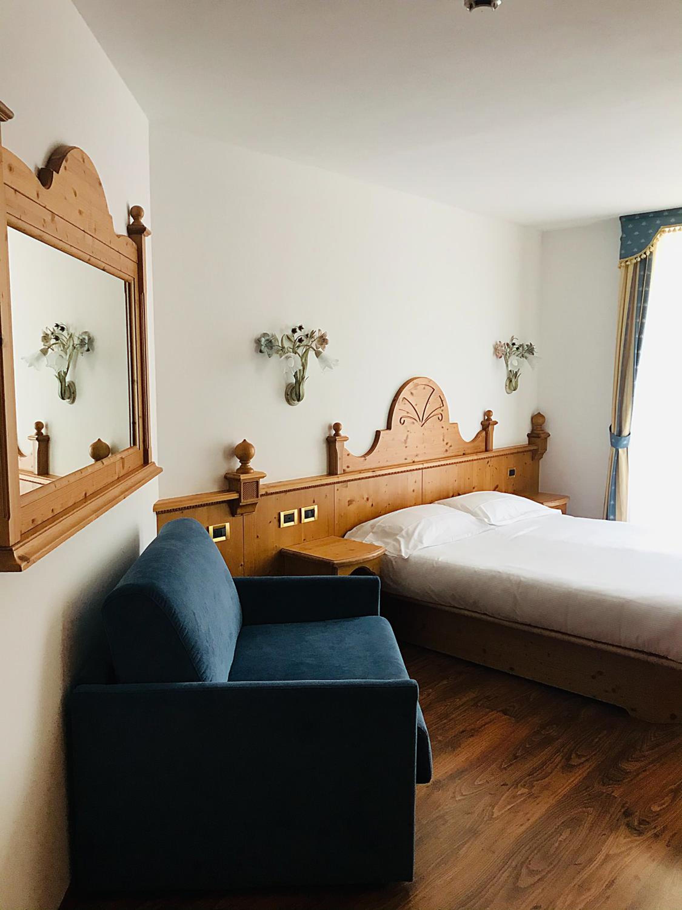 Standard Double or Twin Room photo 2
