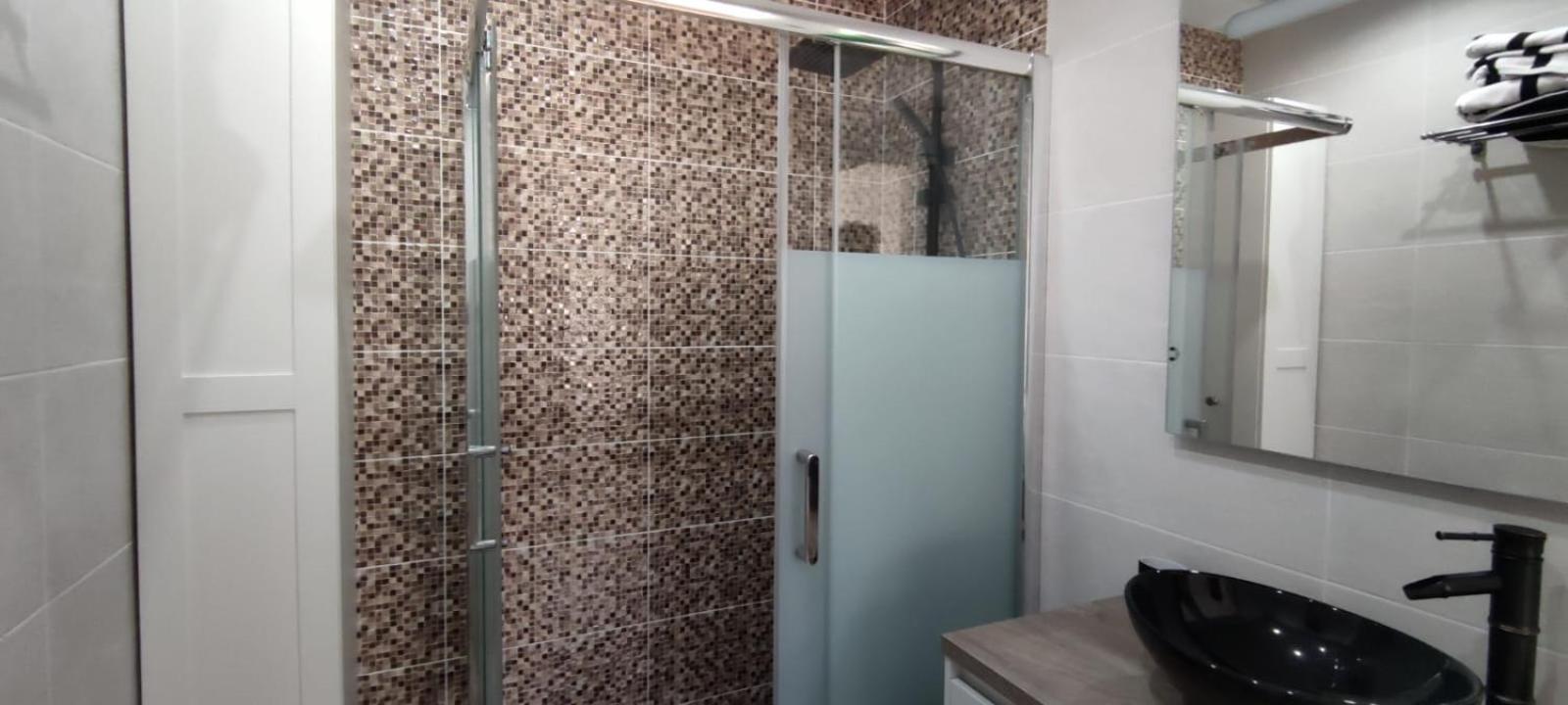 Two-Bedroom Apartment - Photo 2