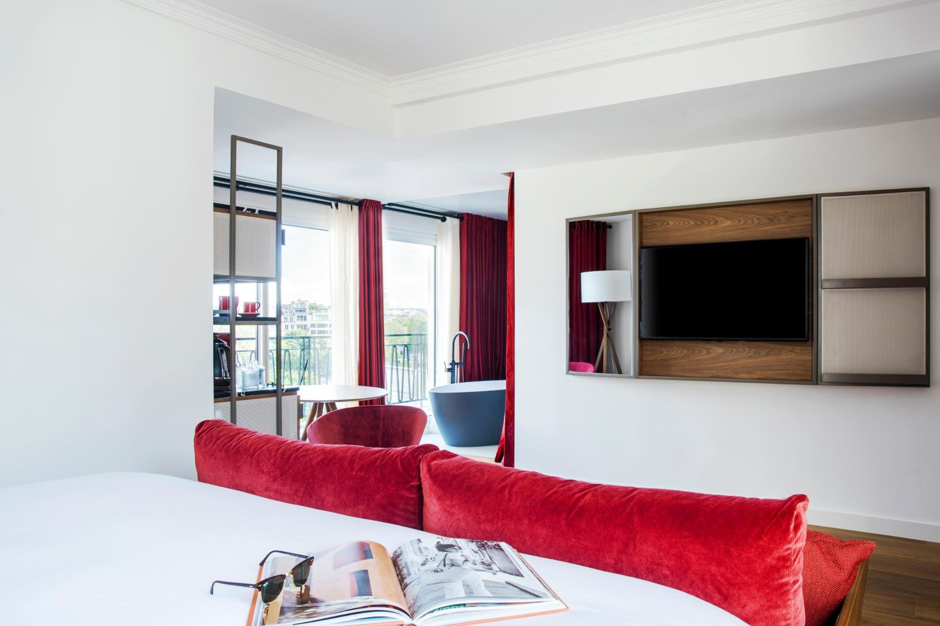 Suite with Balcony