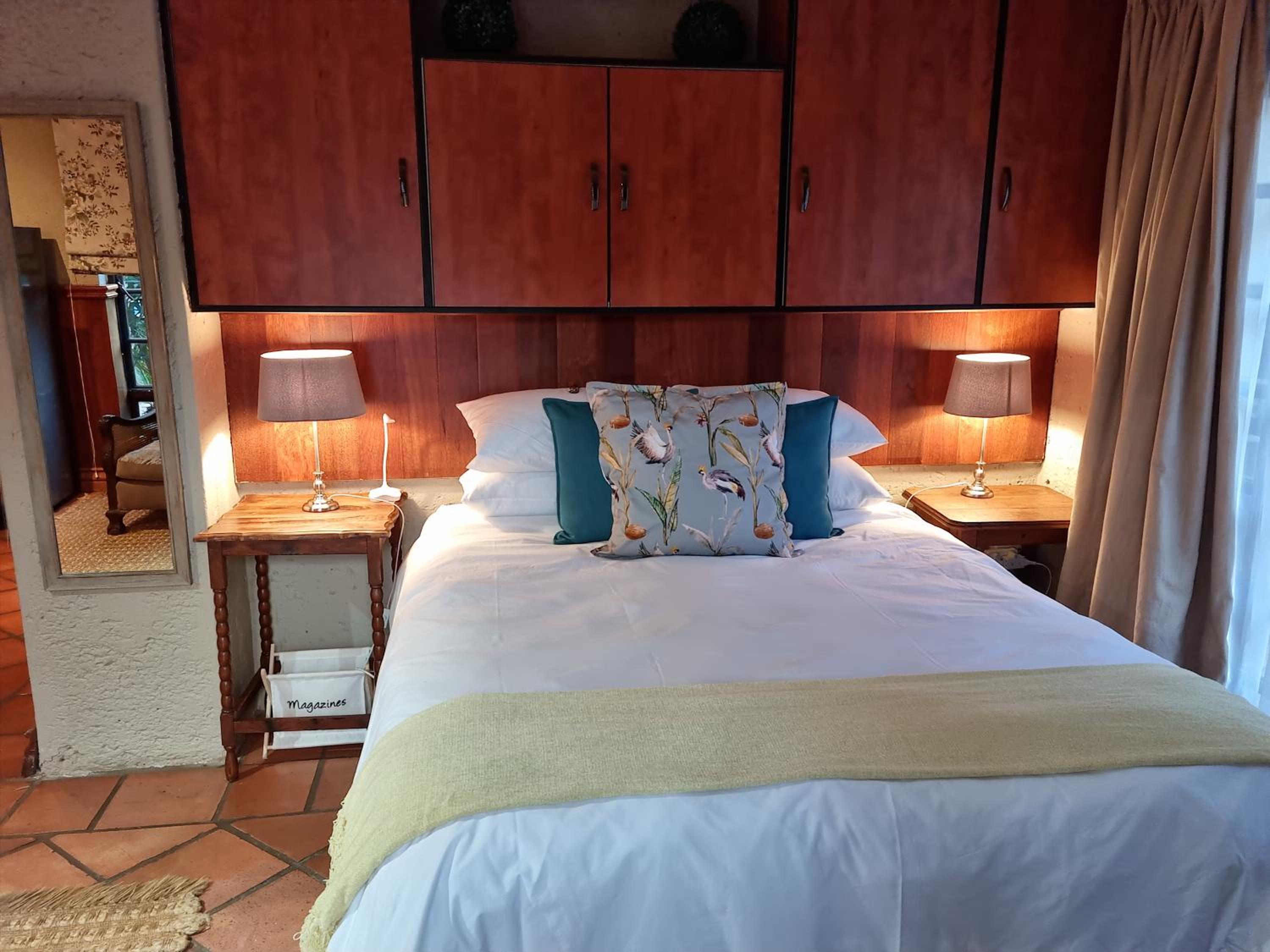 Standard Suite - Photo 33