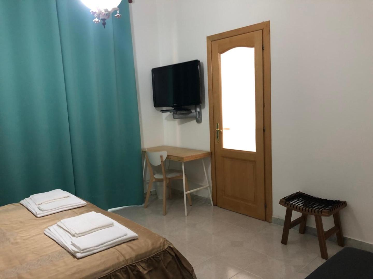 Superior Triple Room - Photo 13