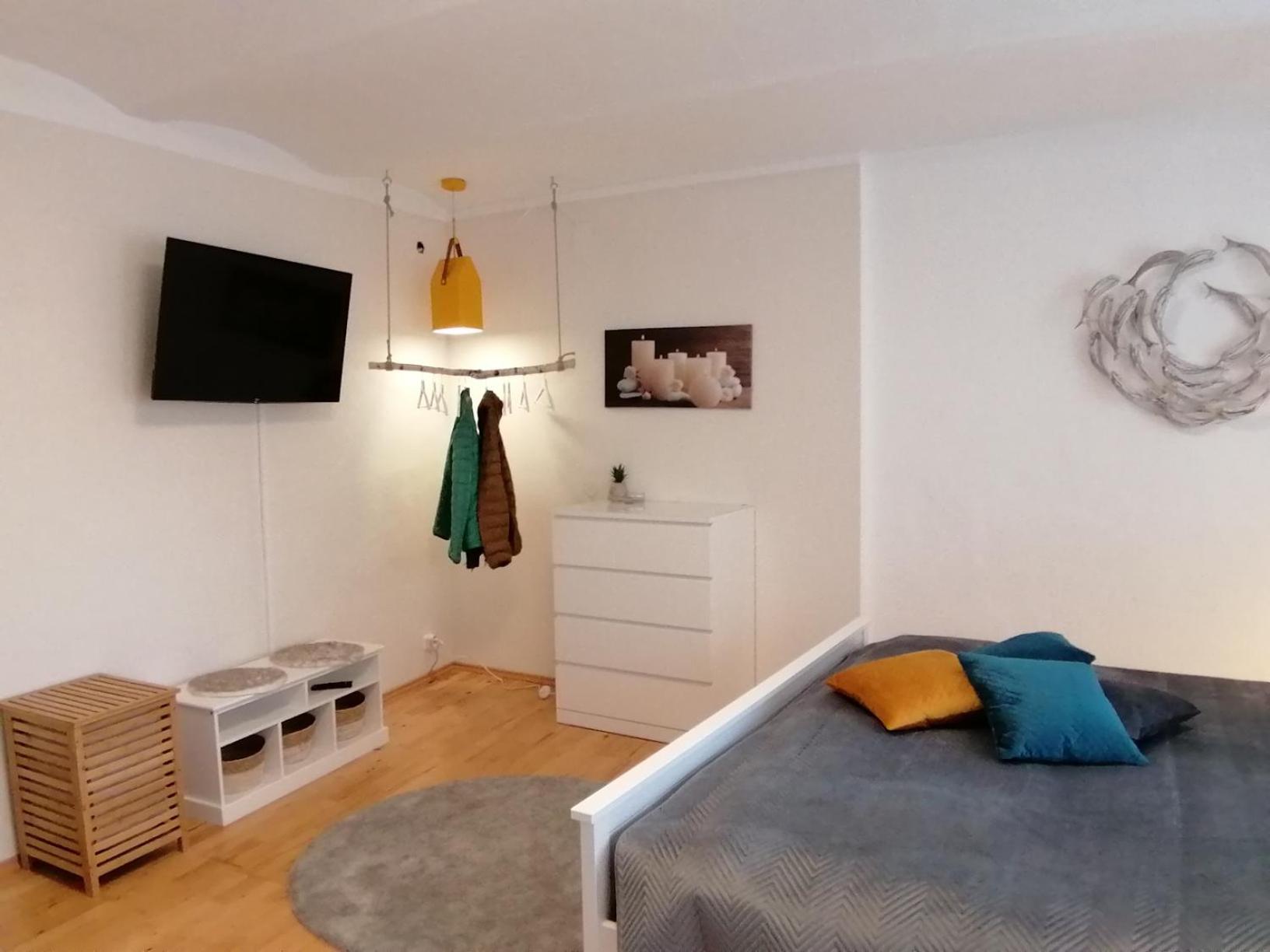 One-Bedroom Apartment photo 2