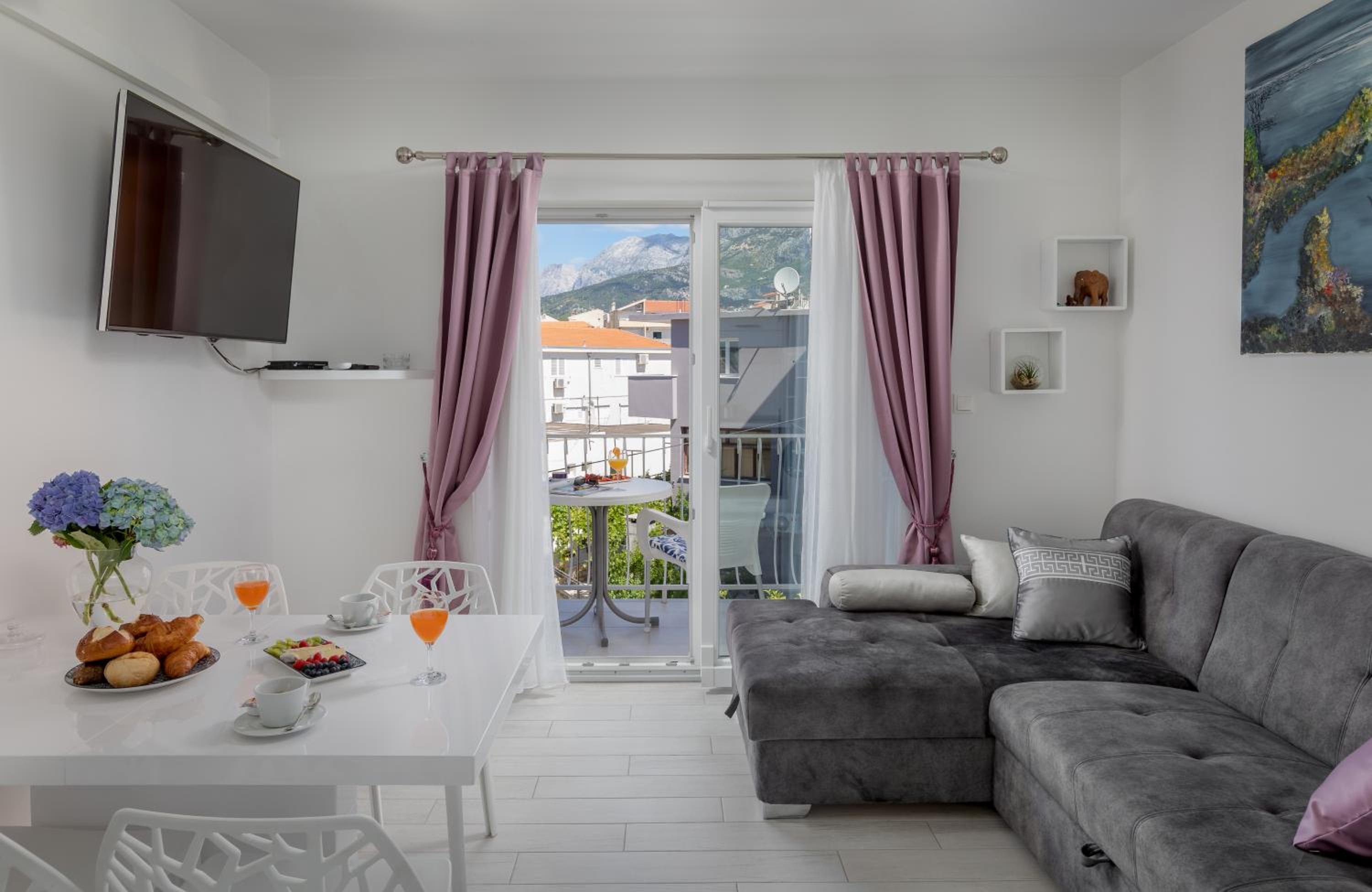 Apartment with Sea View