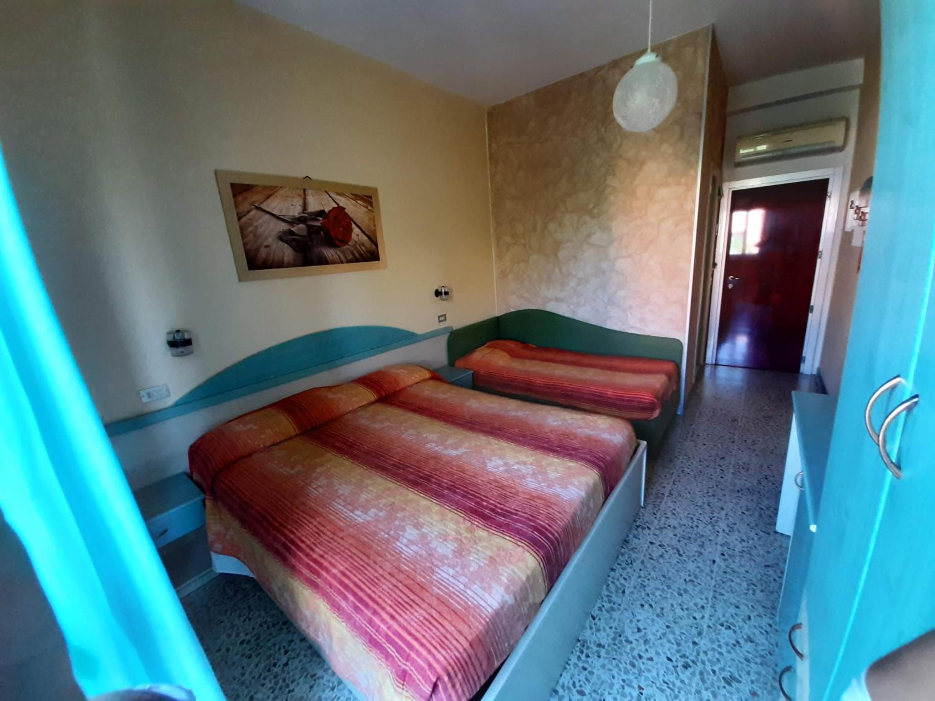 Deluxe Triple Room photo 1