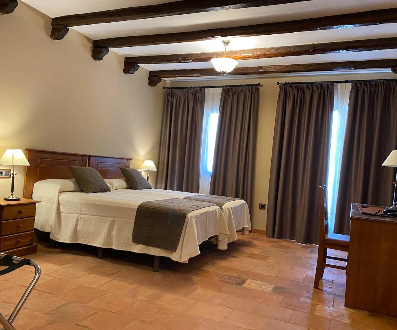 Superior Double Room - Photo 2