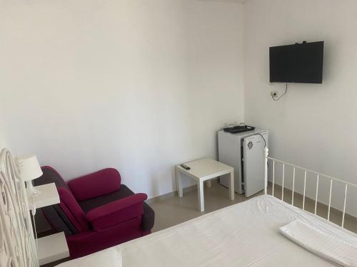Double Room with Extra Bed photo 3